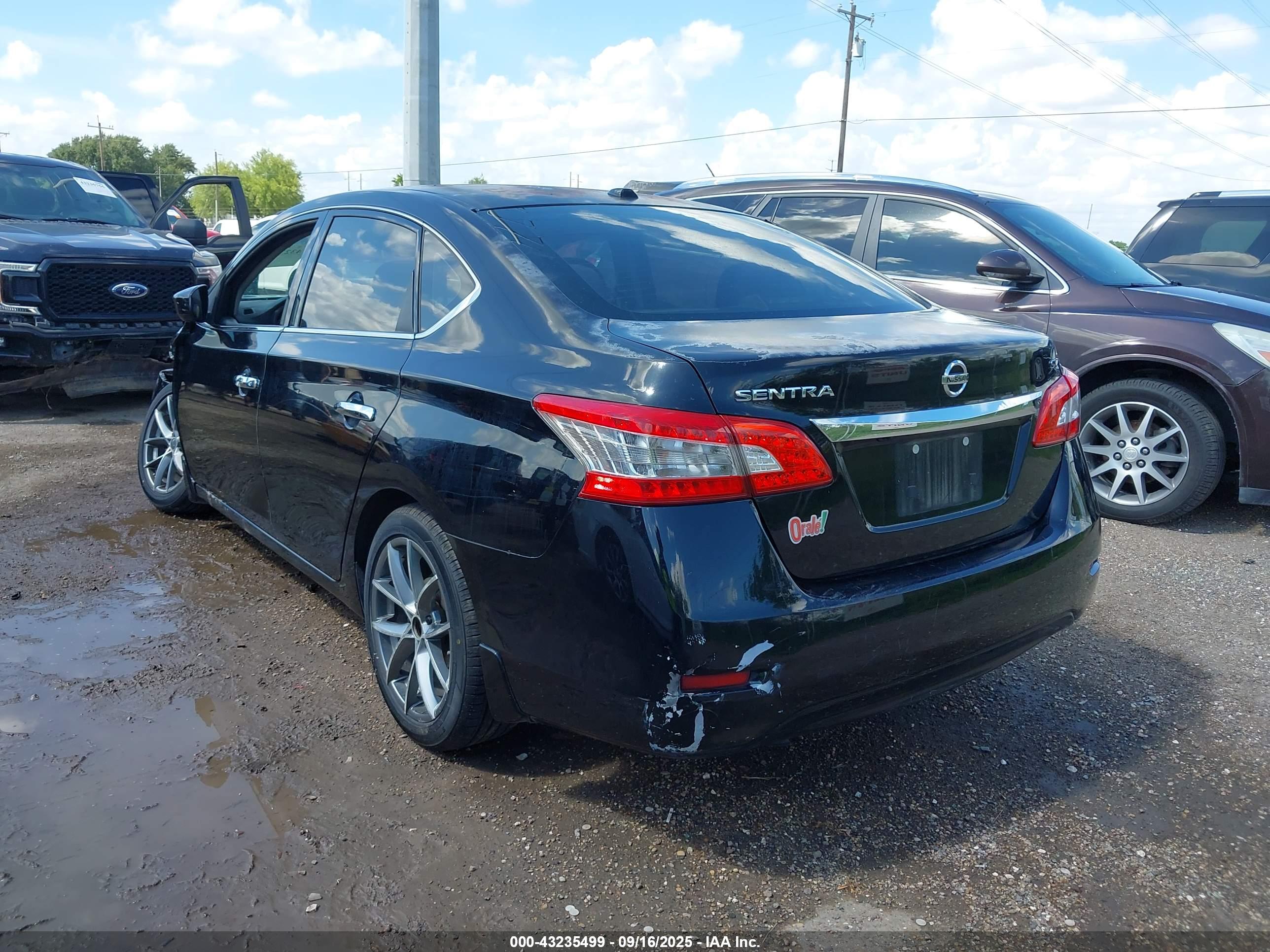 NISSAN SENTRA image 3
