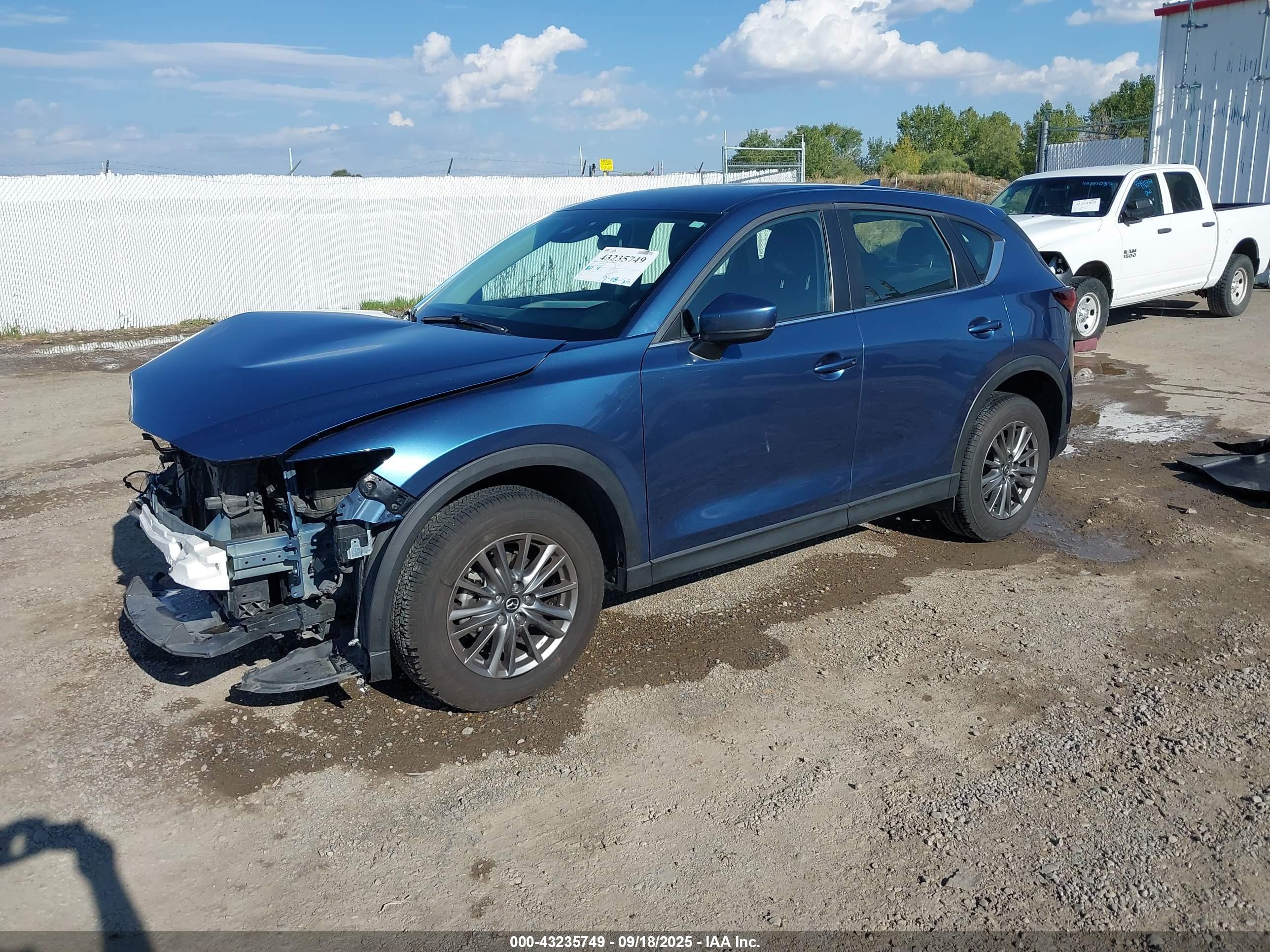 MAZDA CX-5 image 2