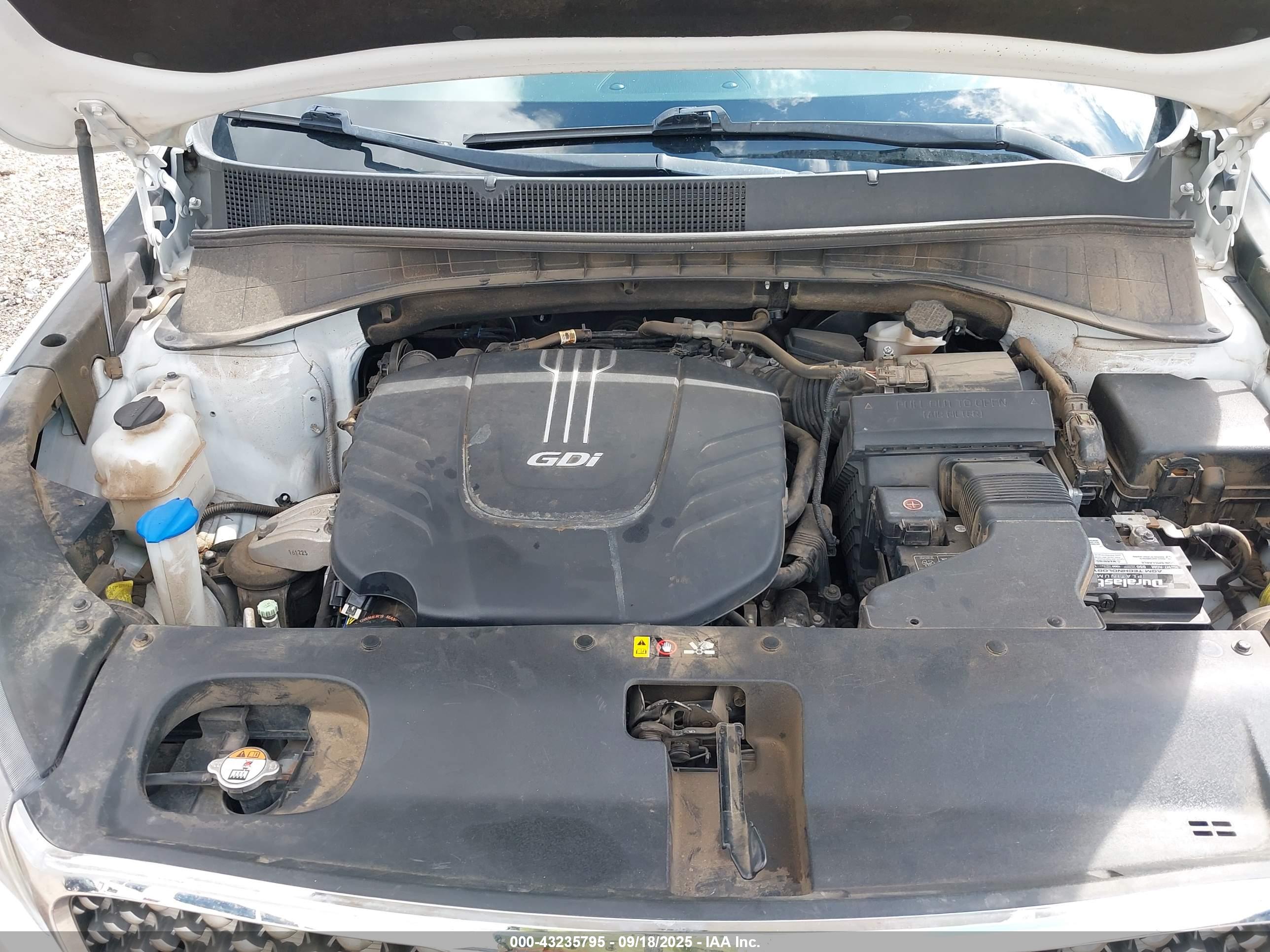 KIA SORENTO image 10