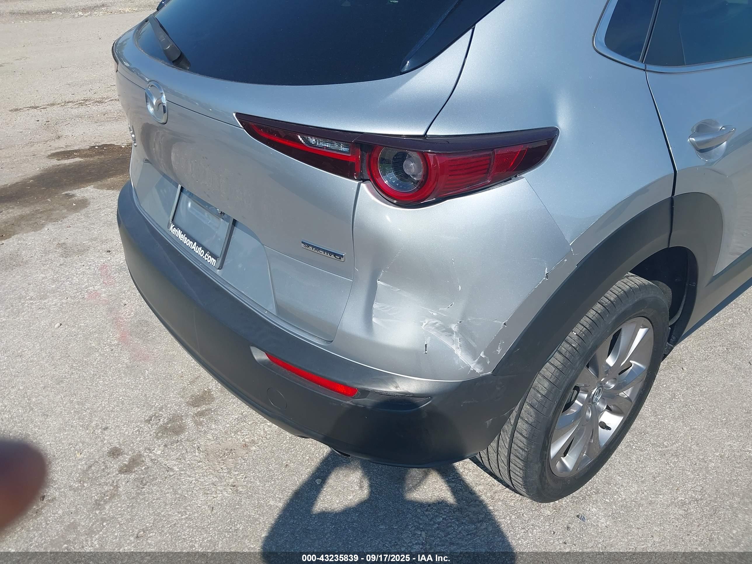 MAZDA CX-30 image 6