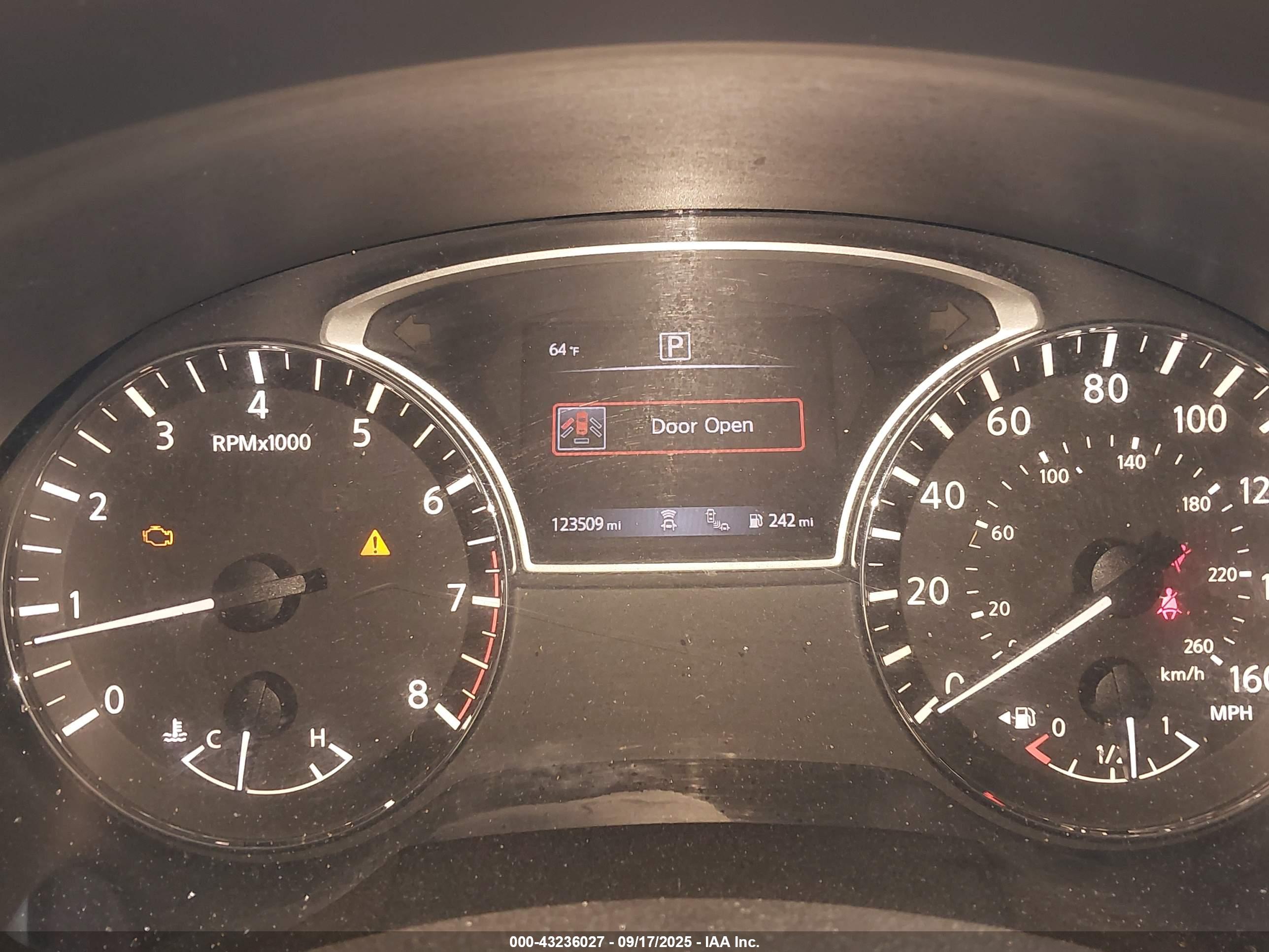 NISSAN ALTIMA image 7