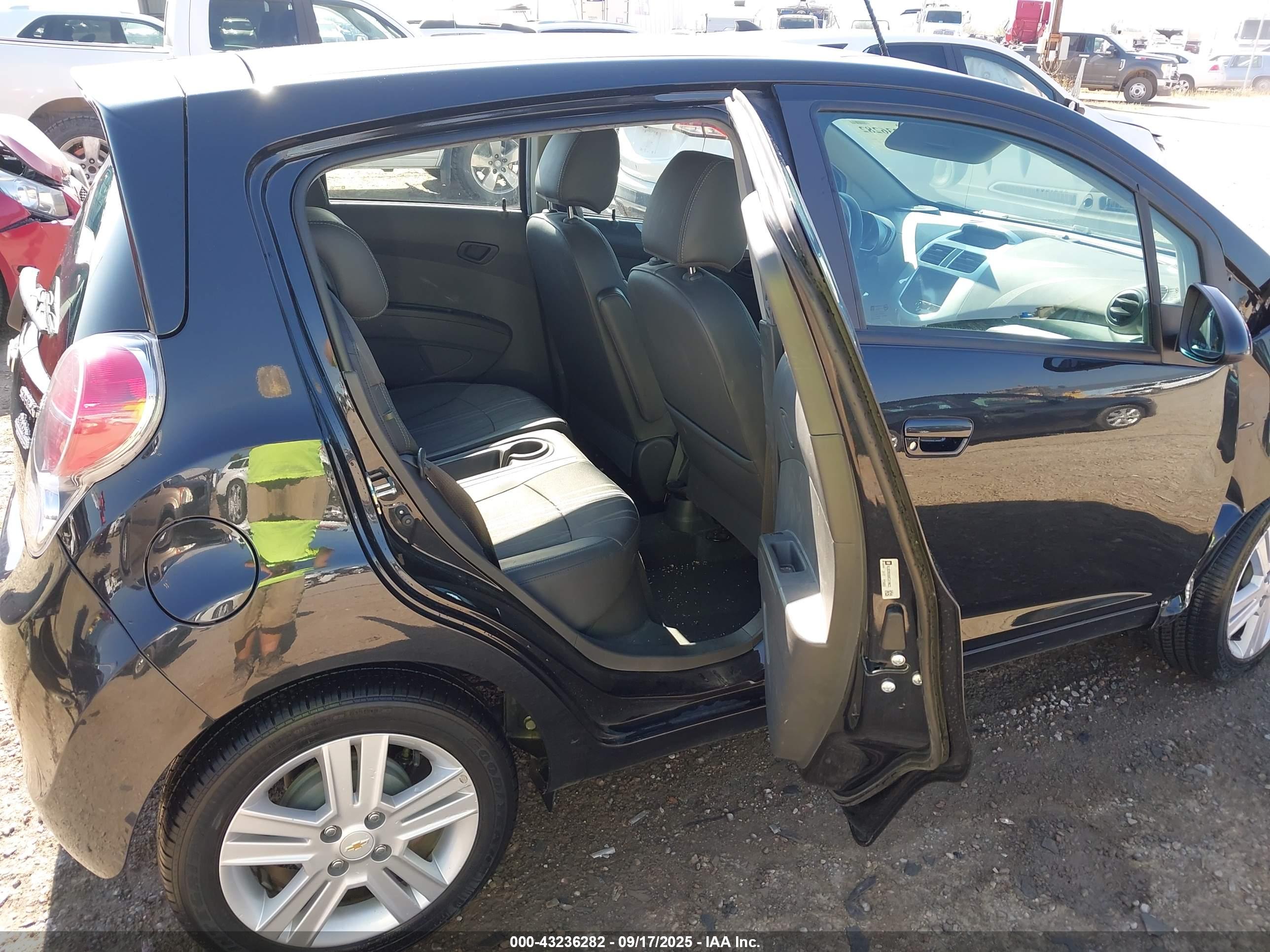 CHEVROLET SPARK image 8