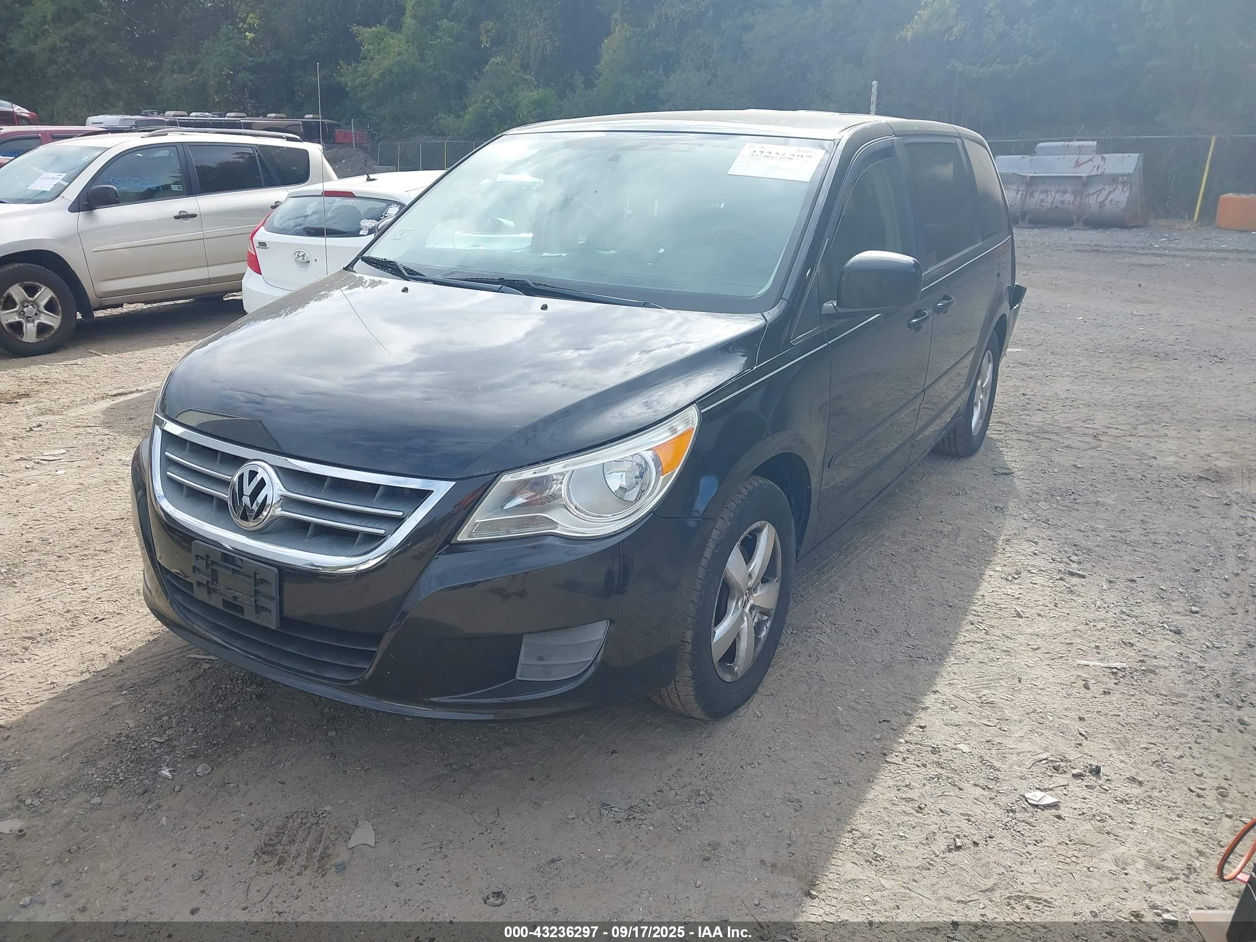 VOLKSWAGEN ROUTAN image 2