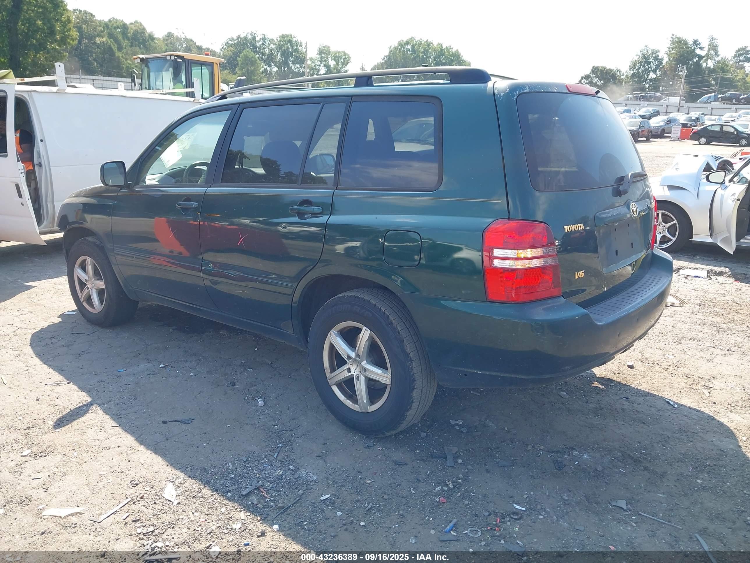 TOYOTA HIGHLANDER image 3