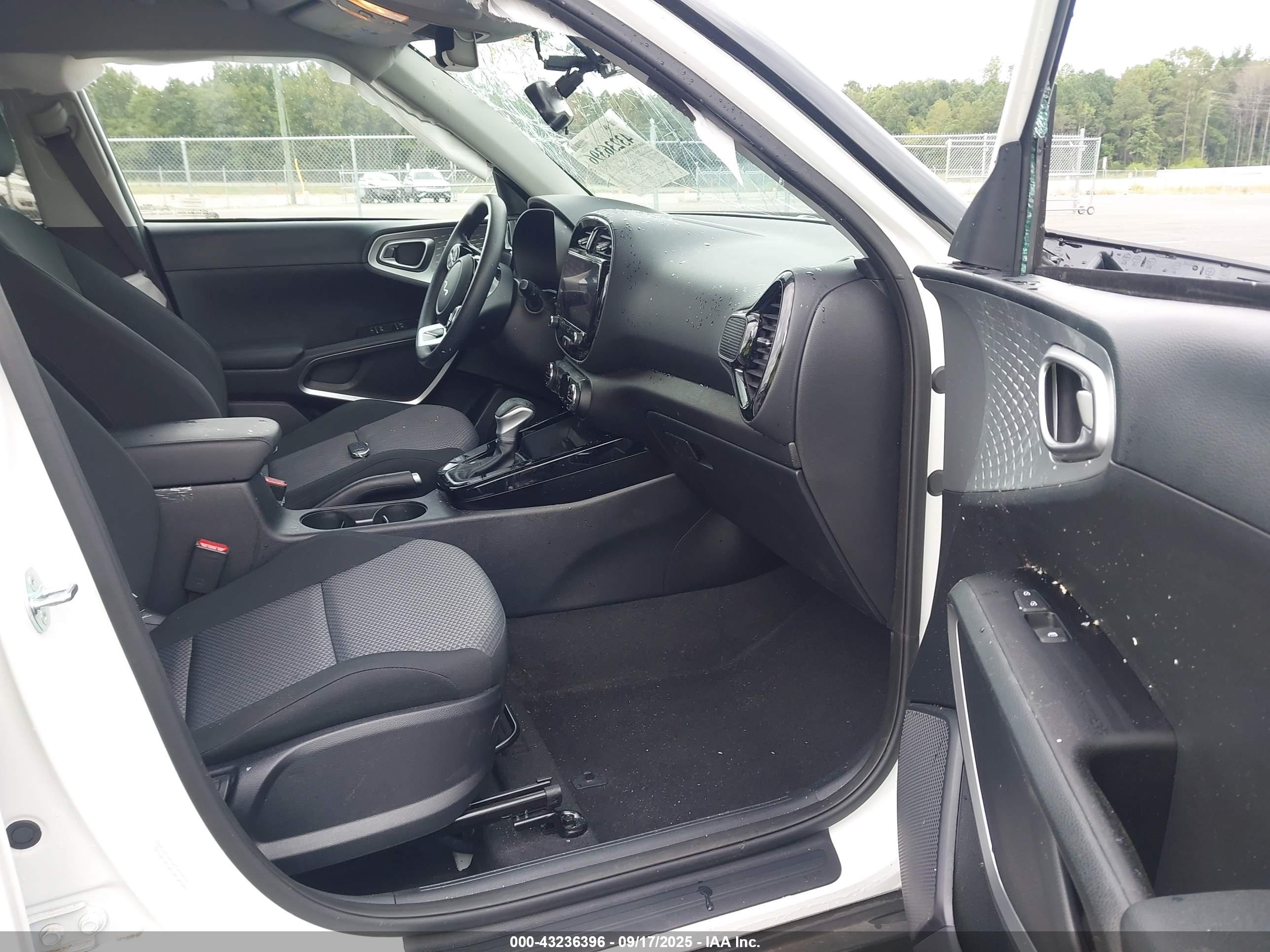 KIA SOUL image 5