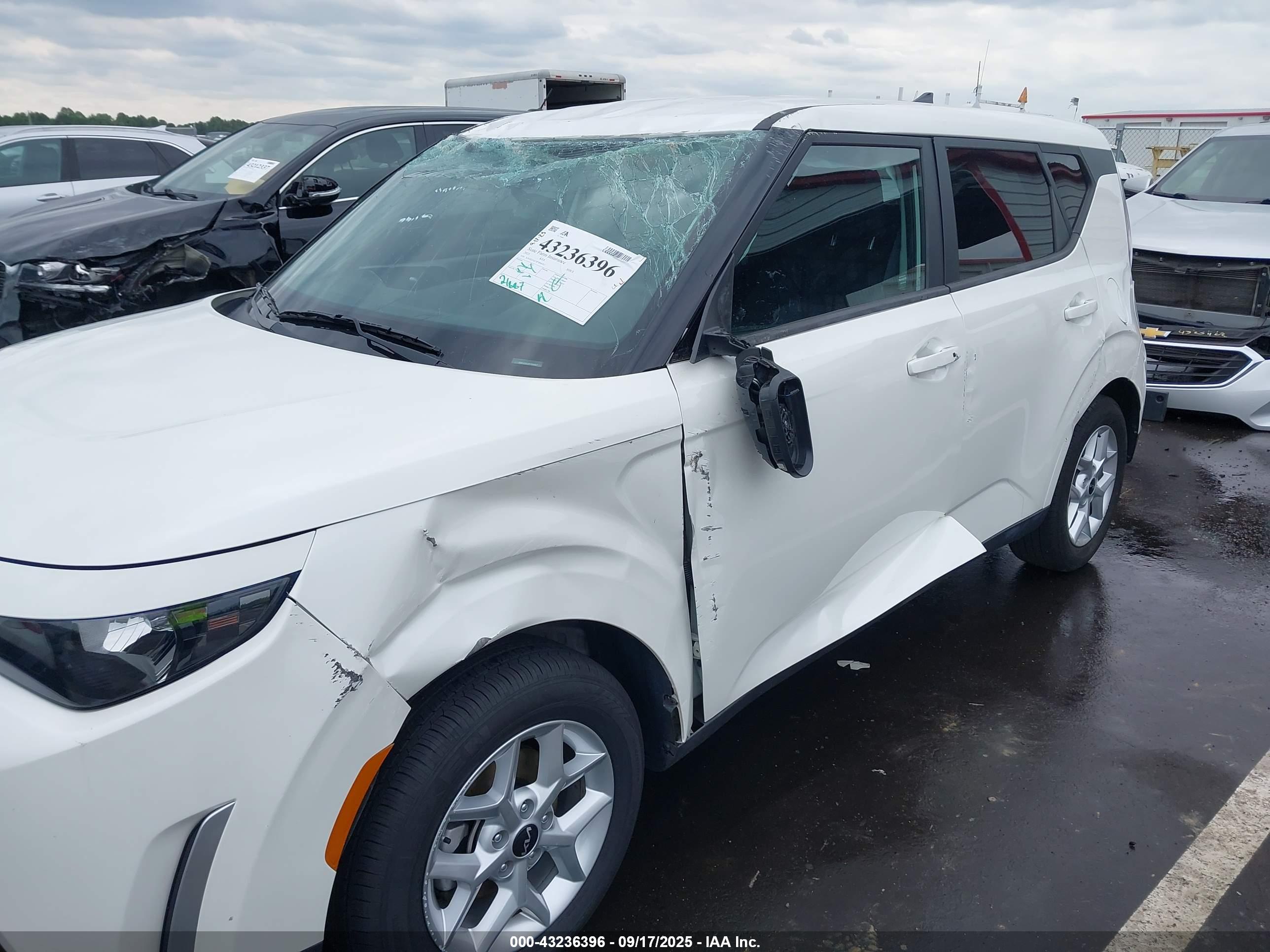 KIA SOUL image 6