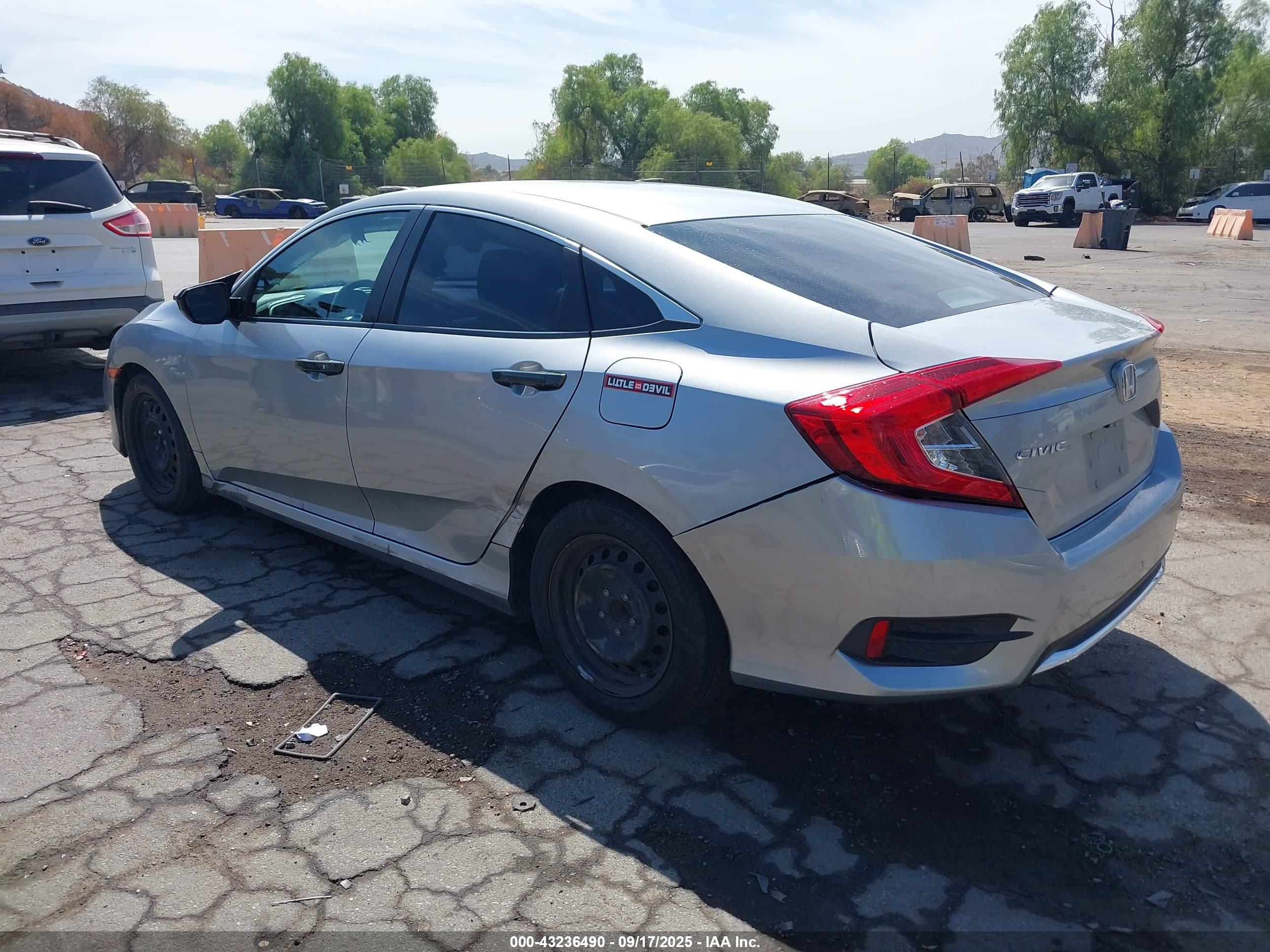 HONDA CIVIC image 3