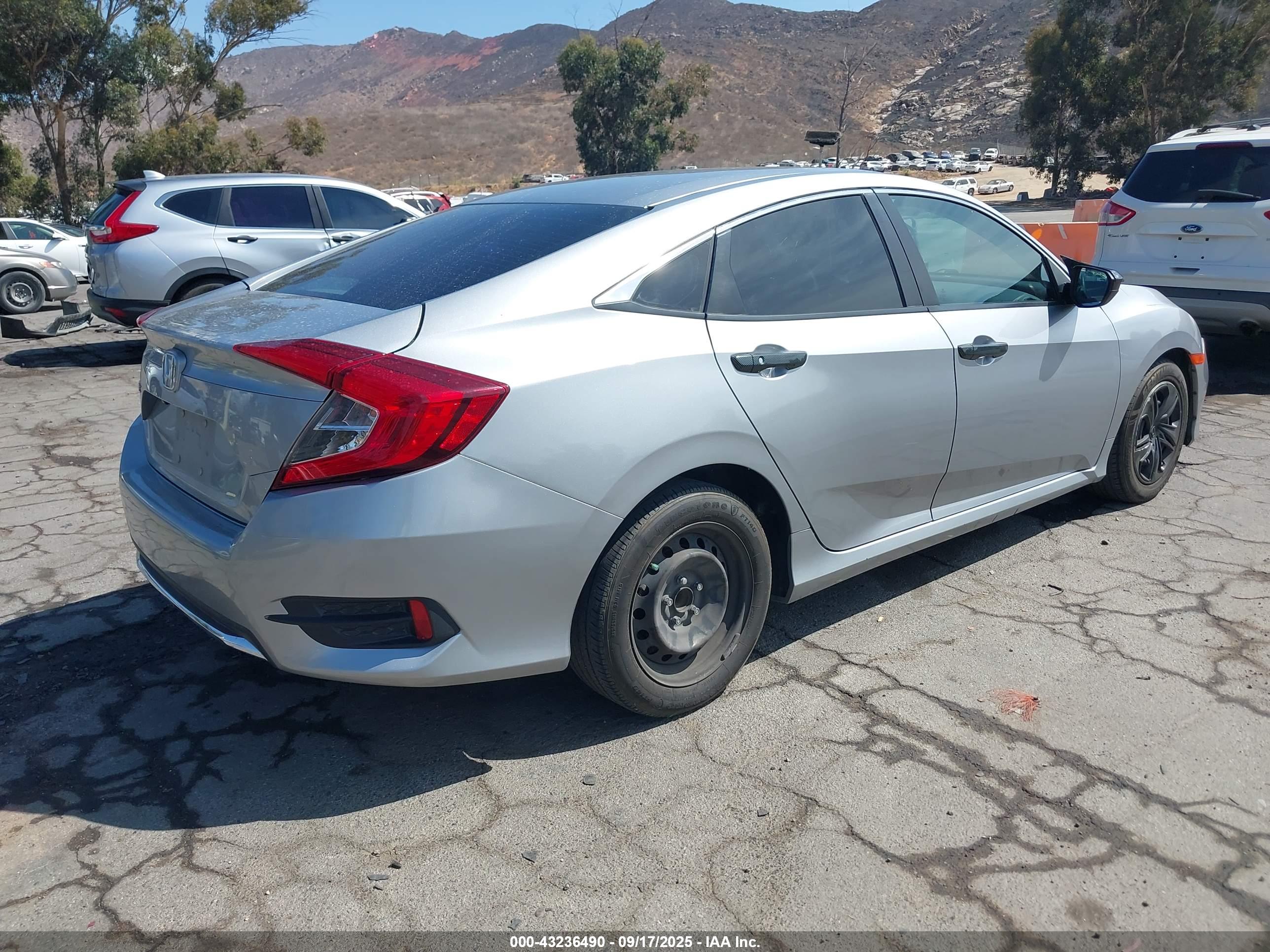 HONDA CIVIC image 4
