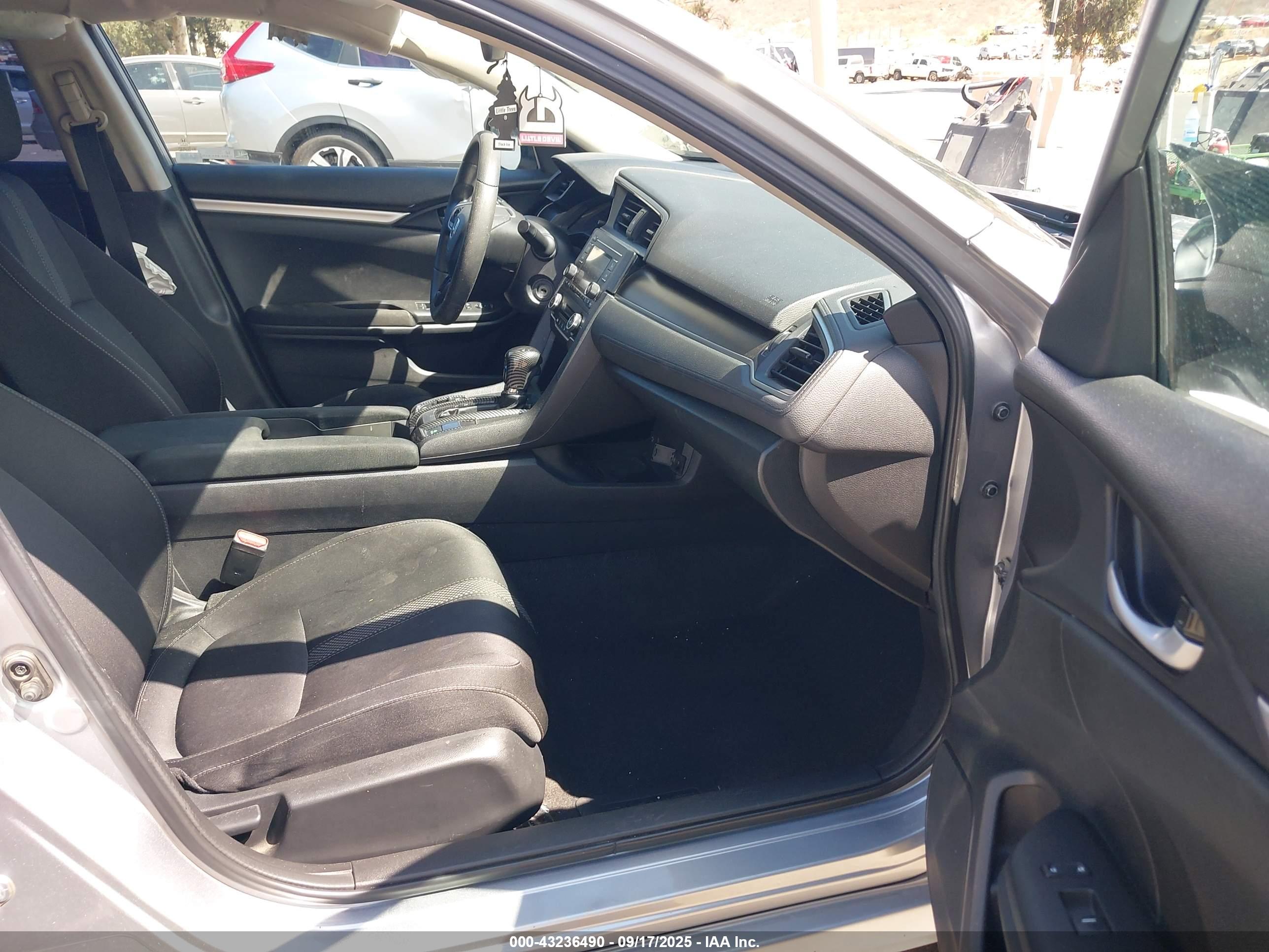 HONDA CIVIC image 5