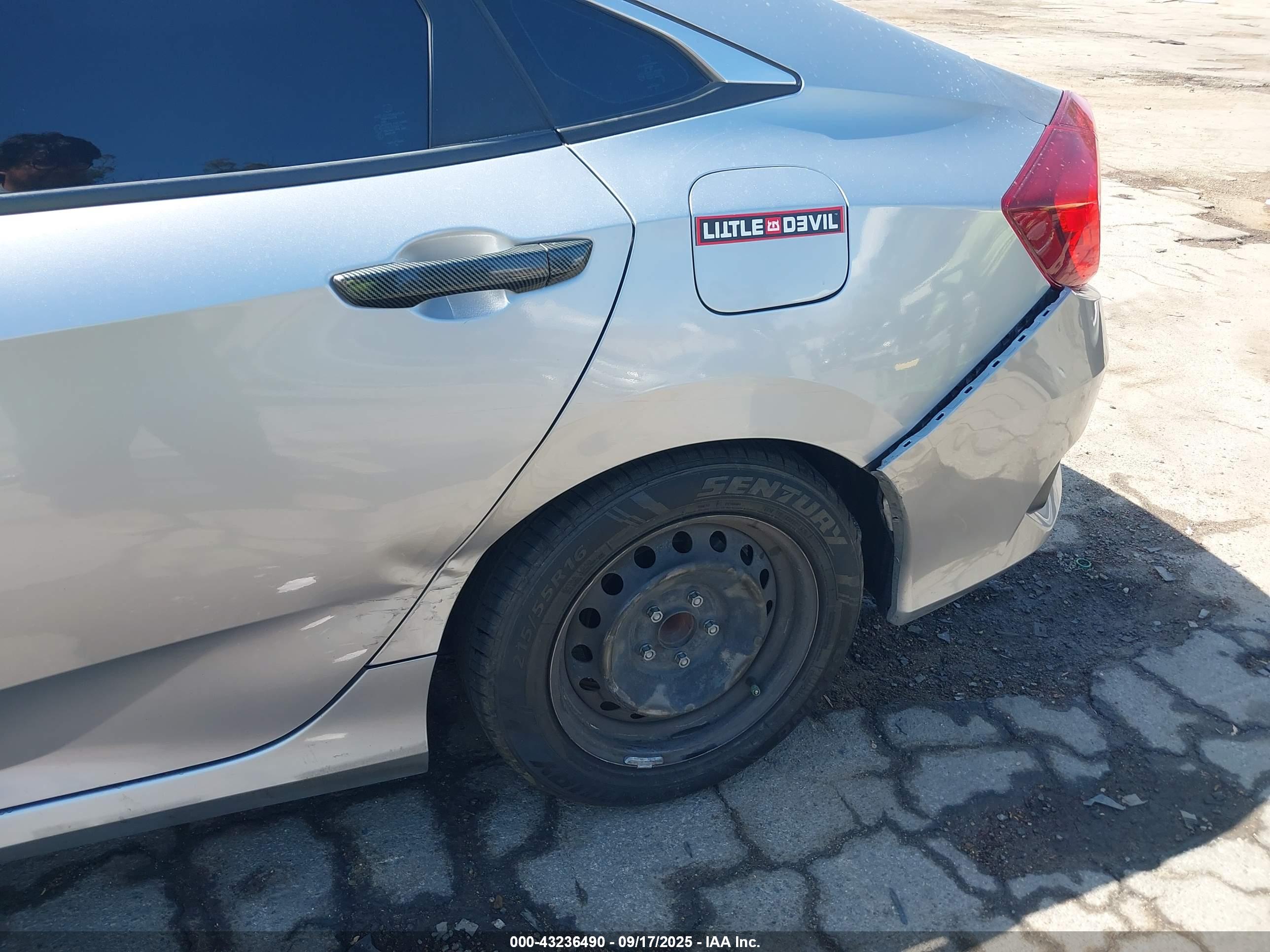 HONDA CIVIC image 6