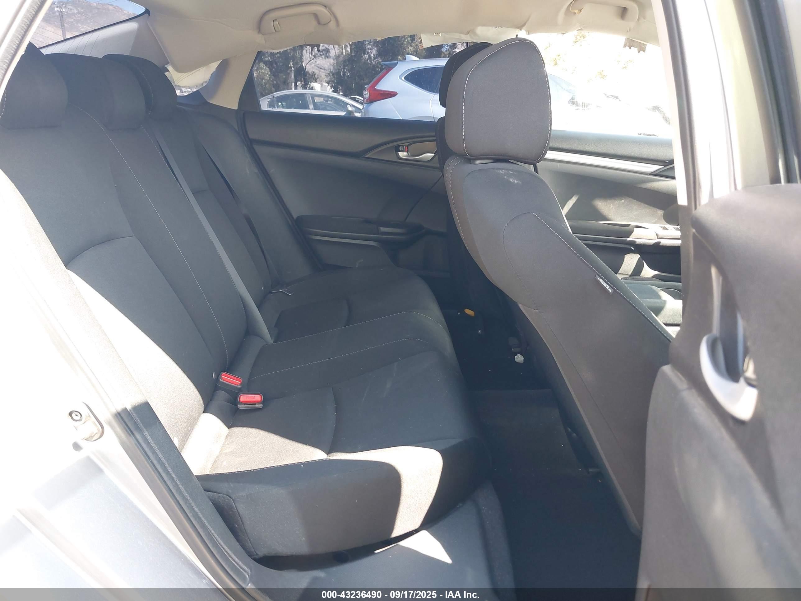HONDA CIVIC image 8
