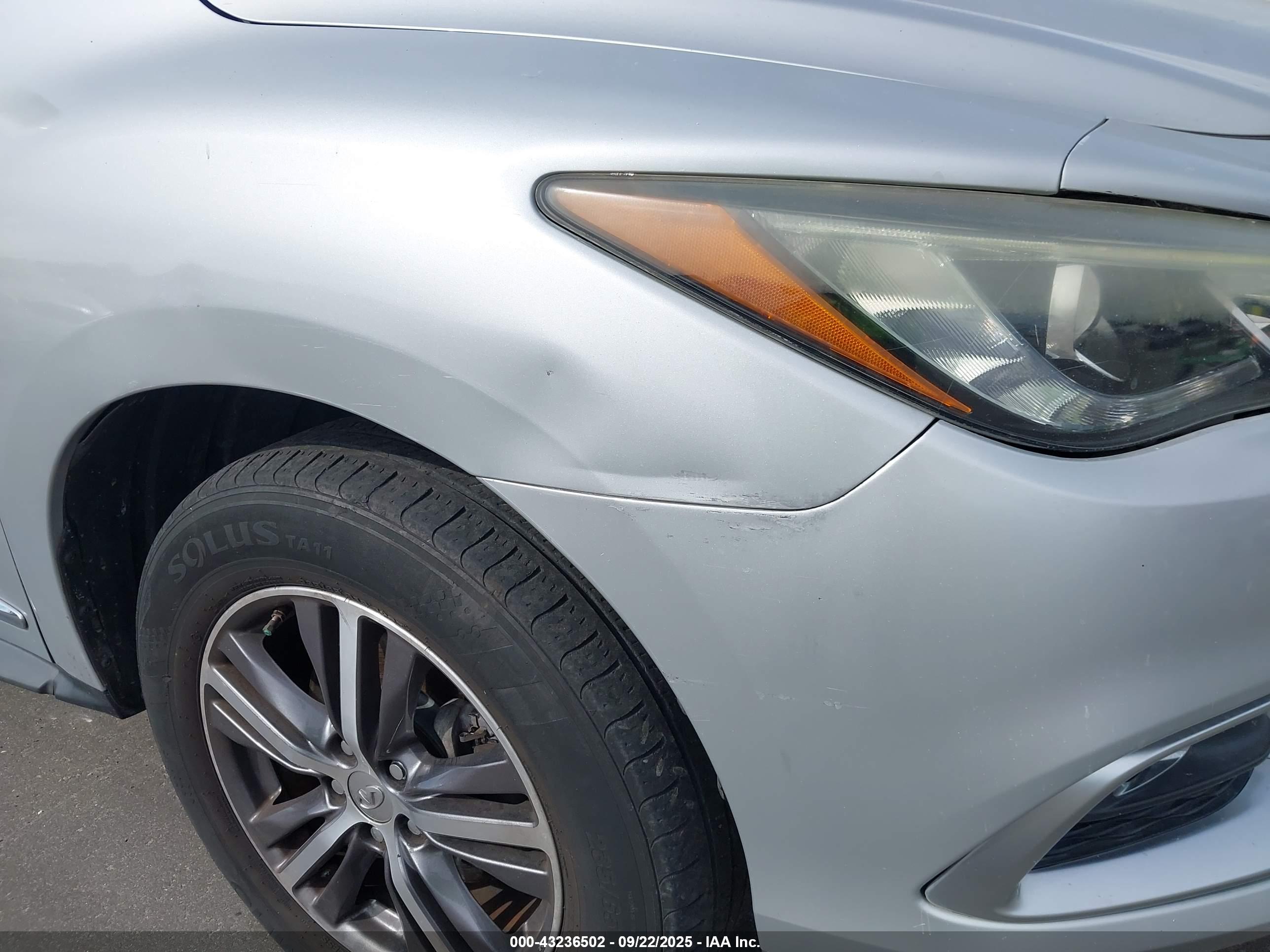 INFINITI QX60 image 6