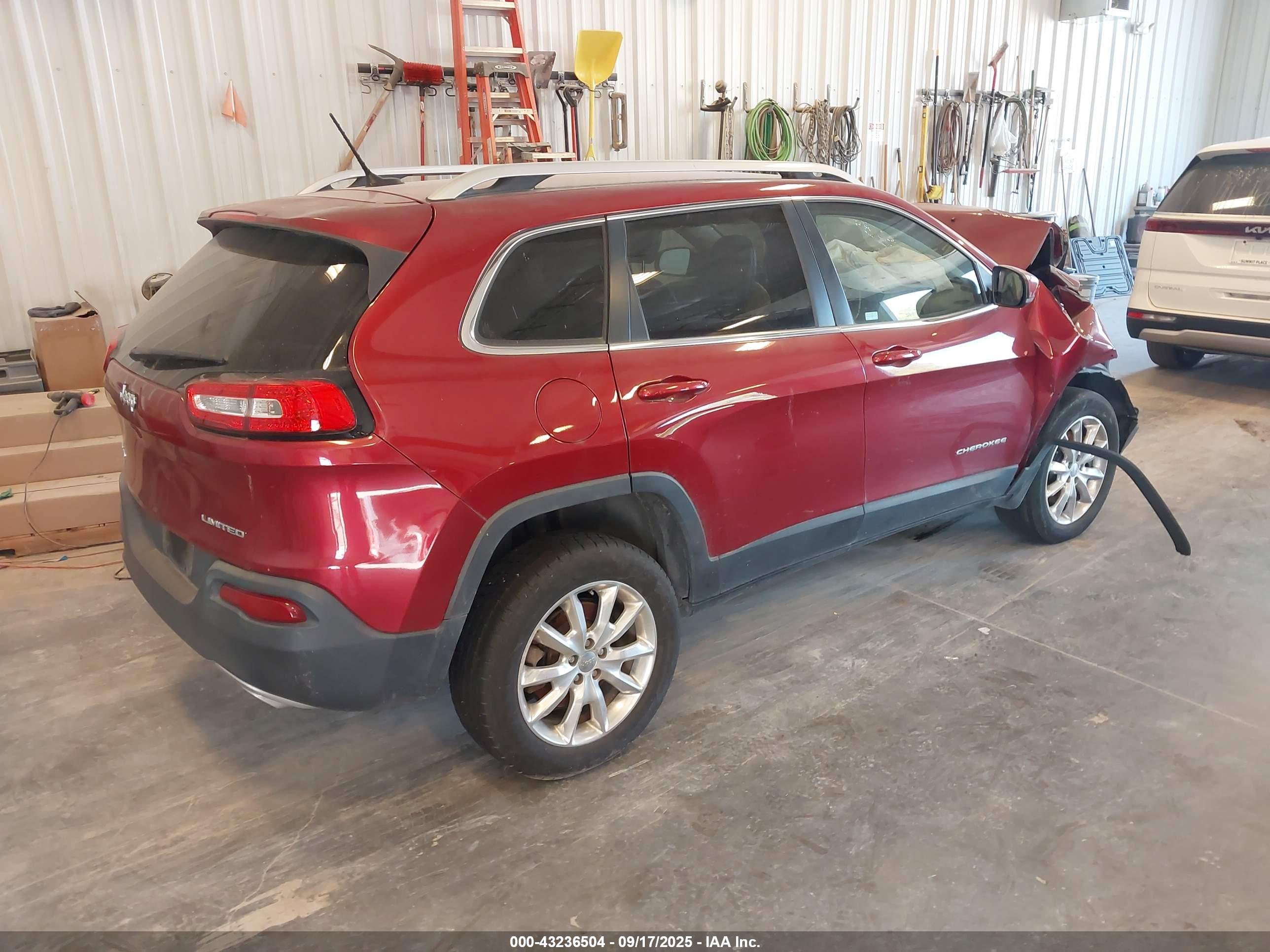 JEEP CHEROKEE image 4
