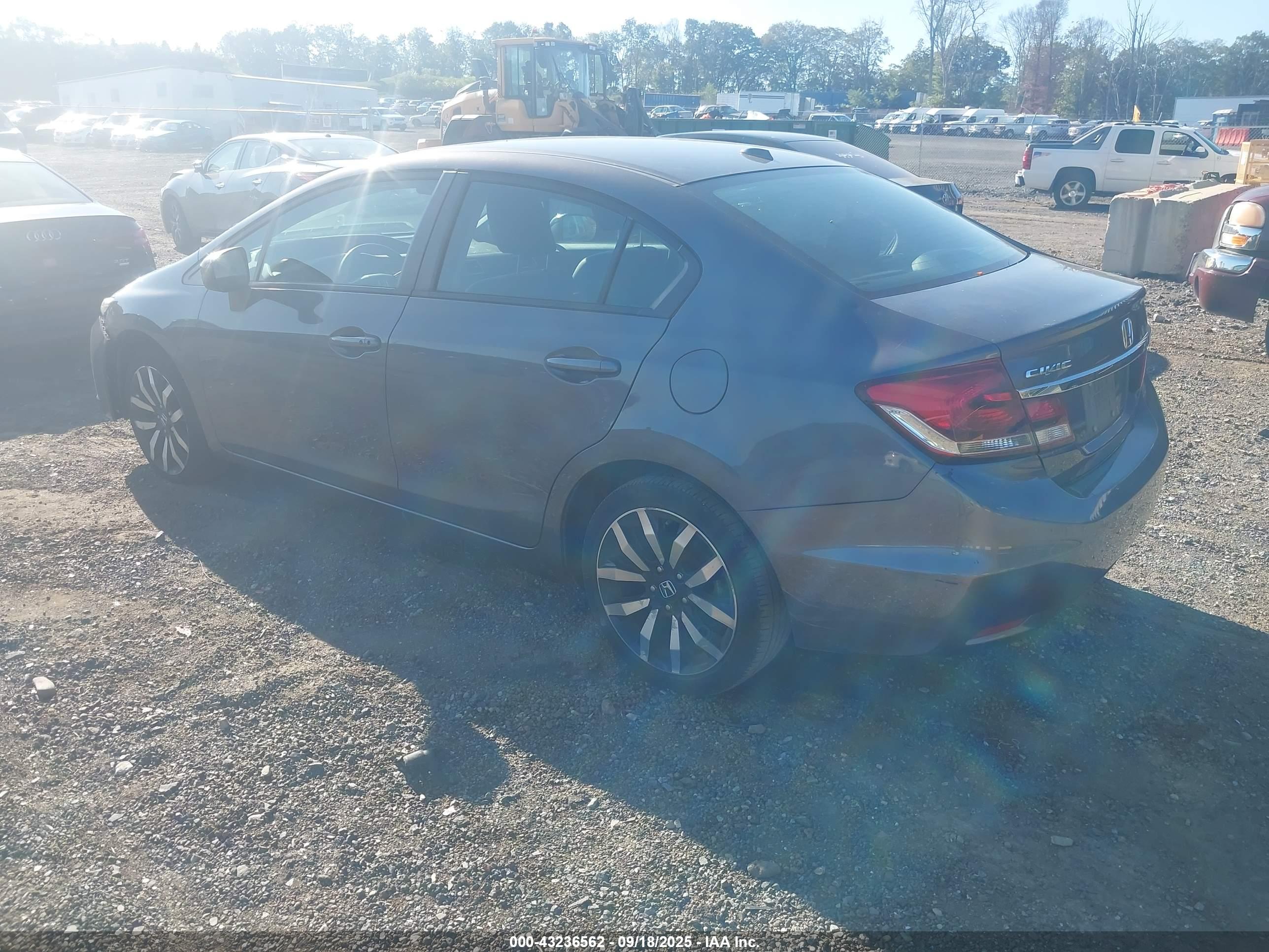 HONDA CIVIC image 3