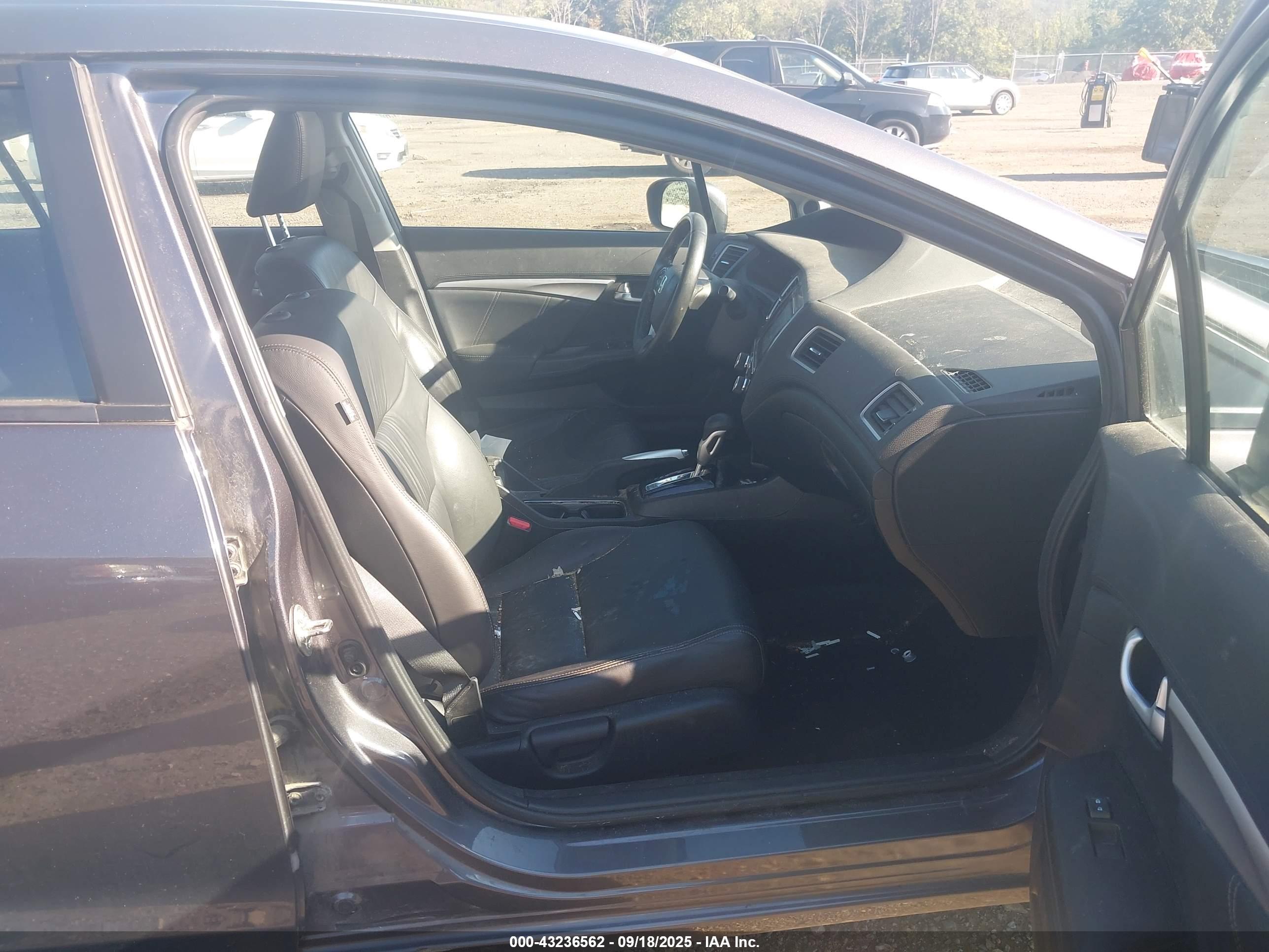 HONDA CIVIC image 5