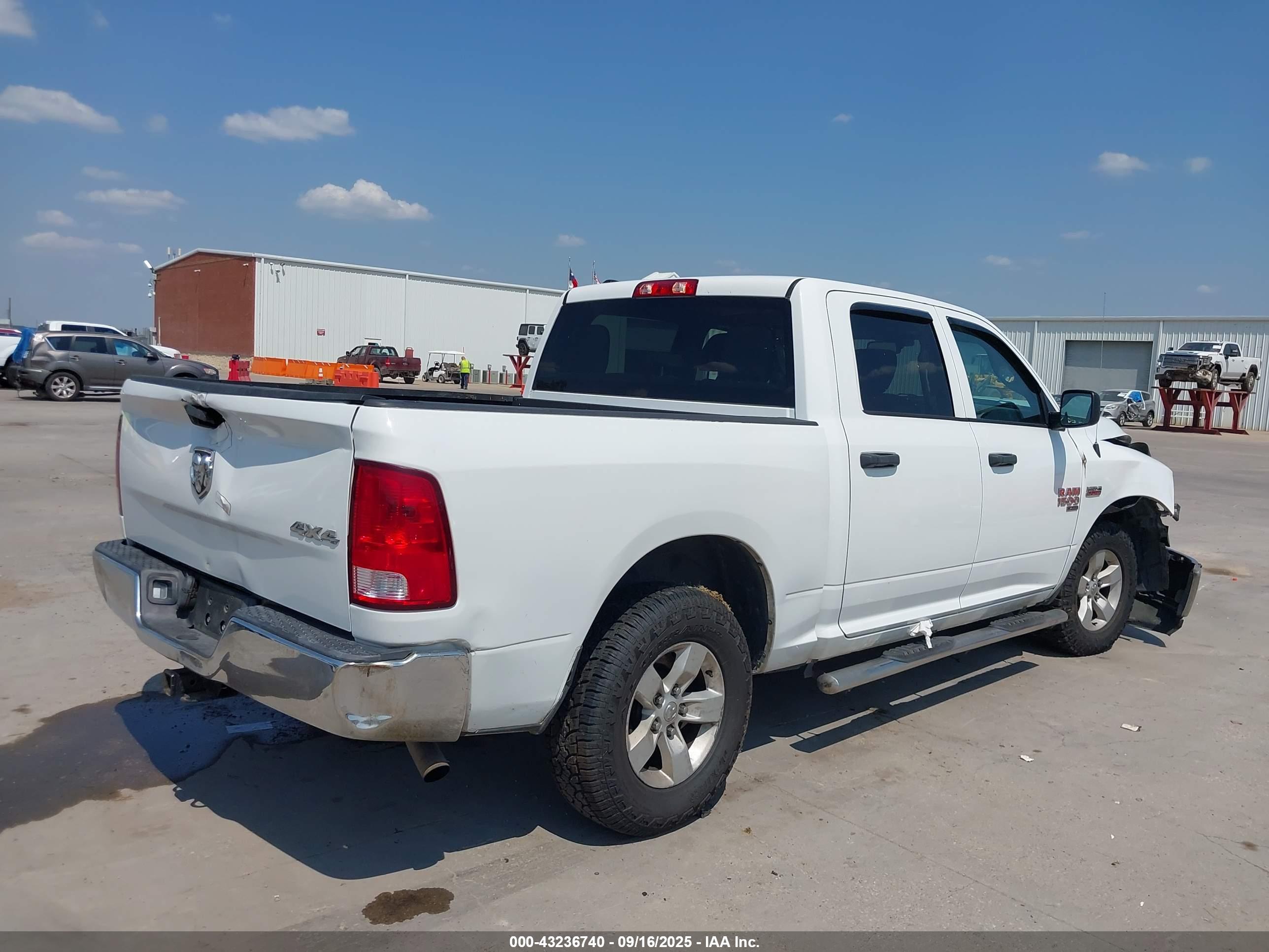 RAM 1500 image 4