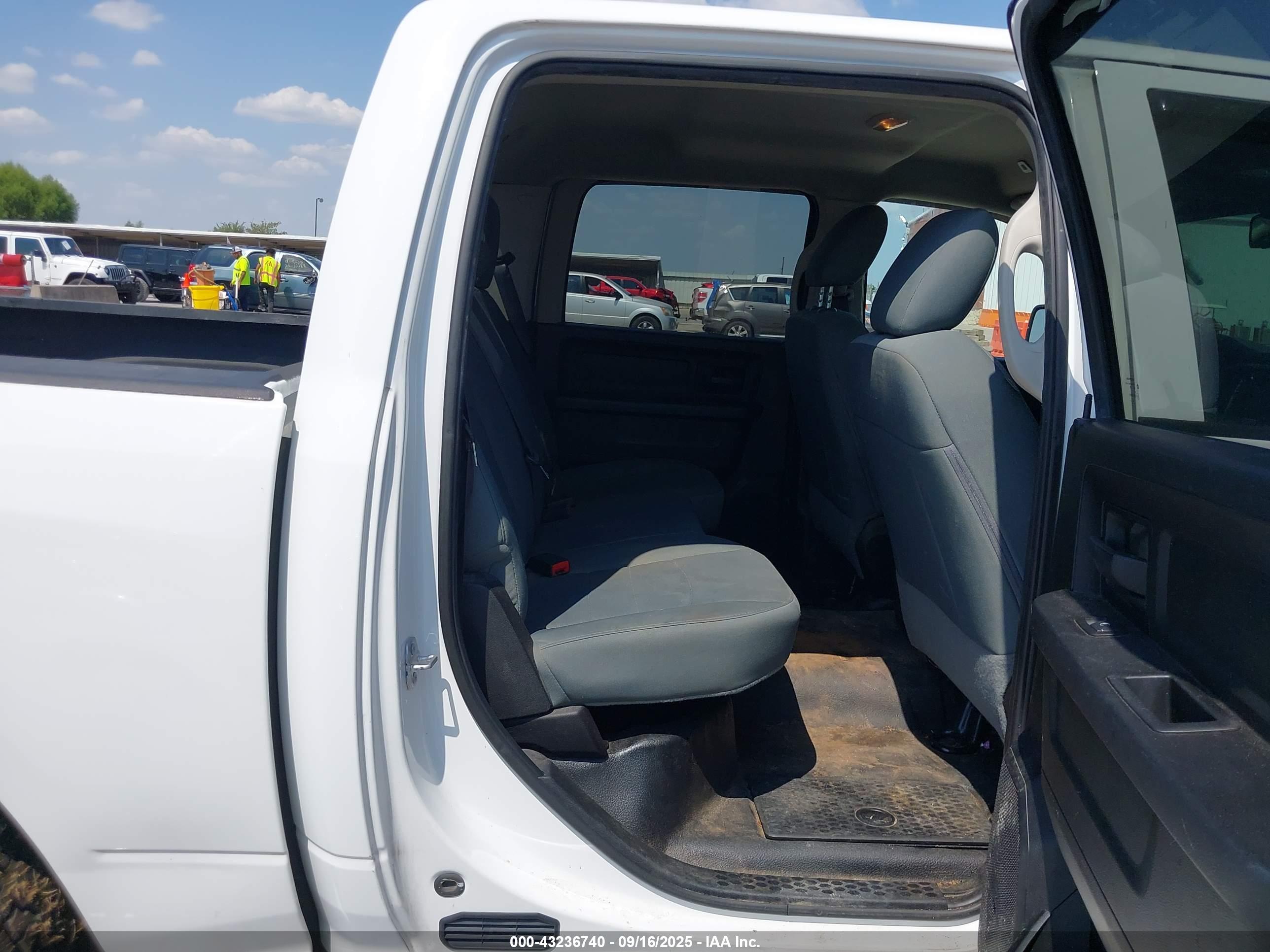 RAM 1500 image 8