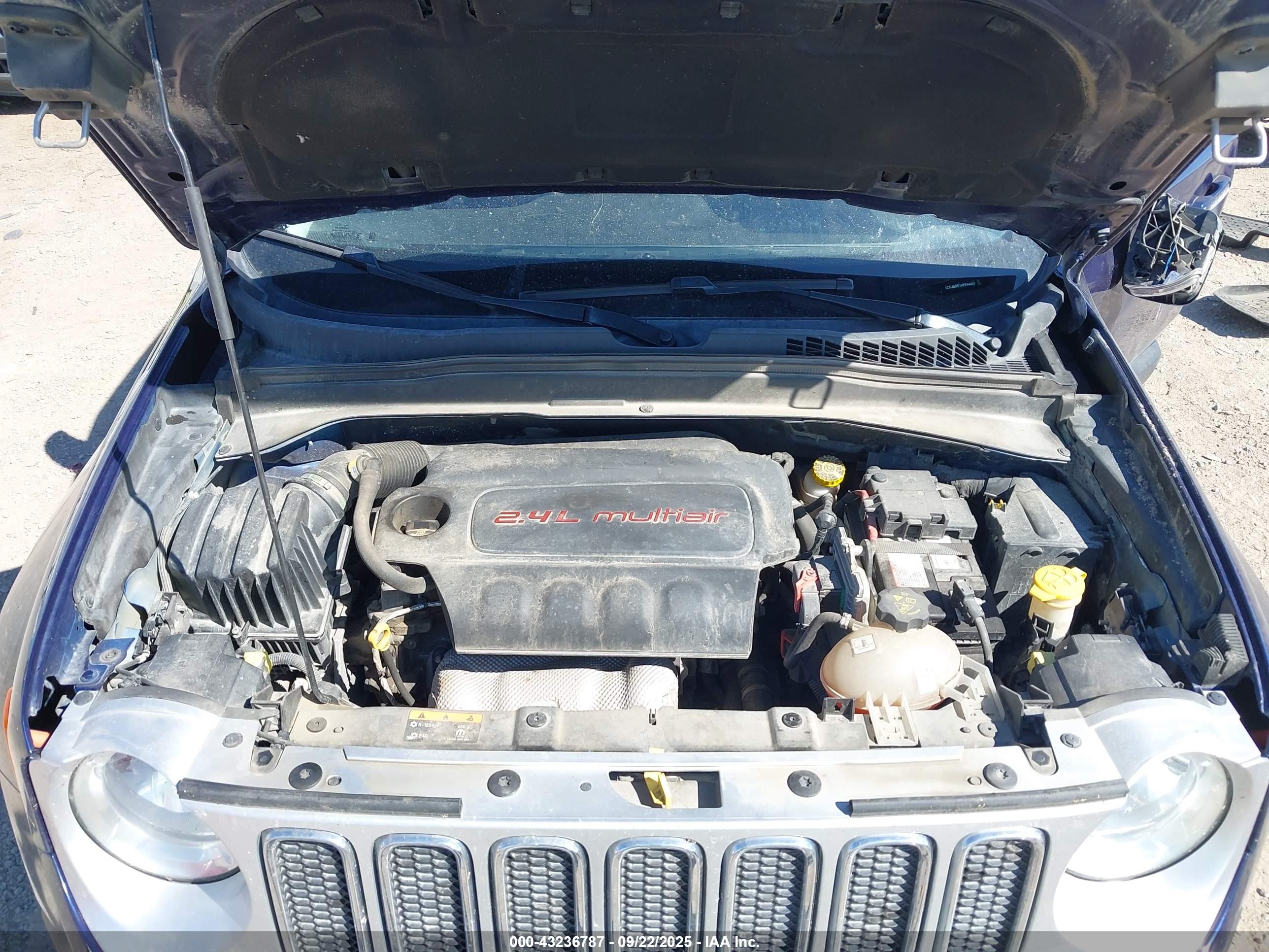 JEEP RENEGADE image 10