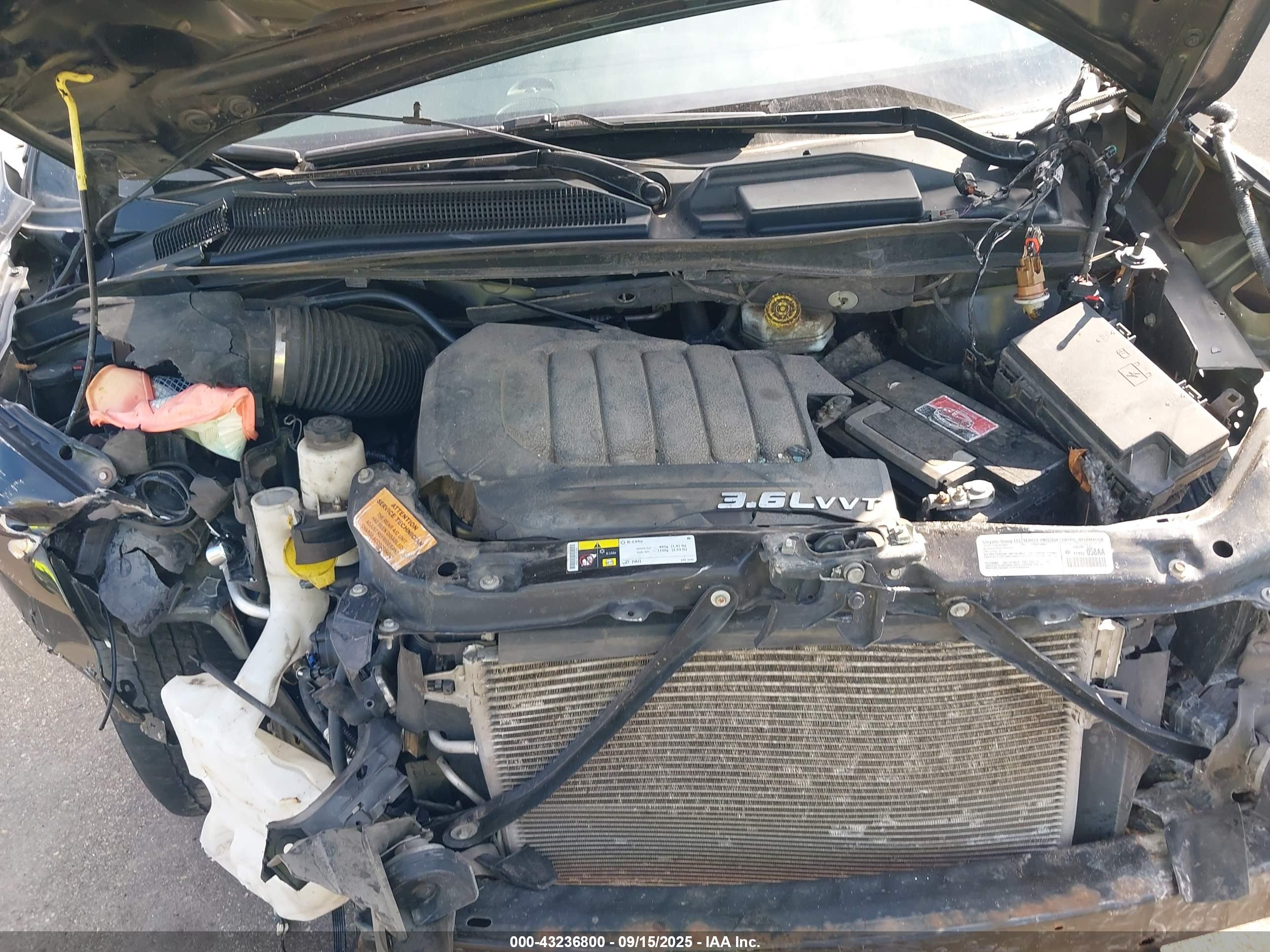 CHRYSLER TOWN image 10
