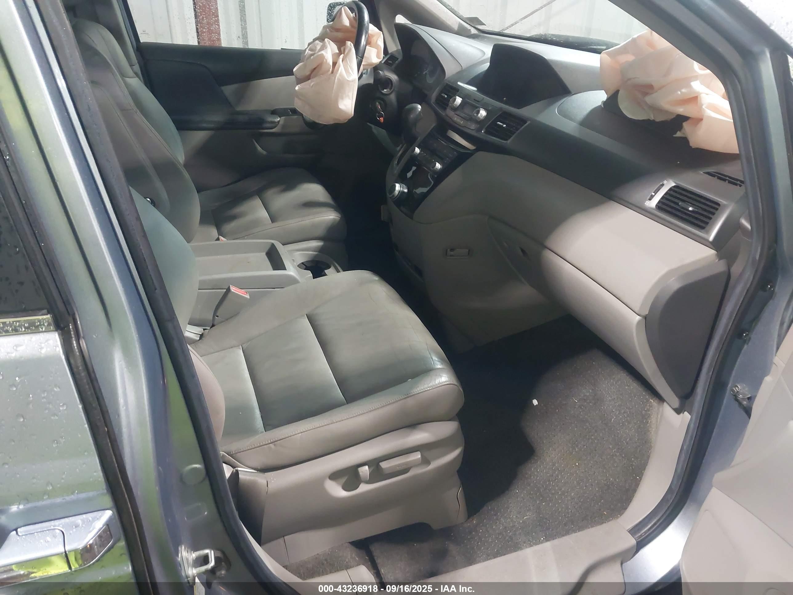 HONDA ODYSSEY image 5