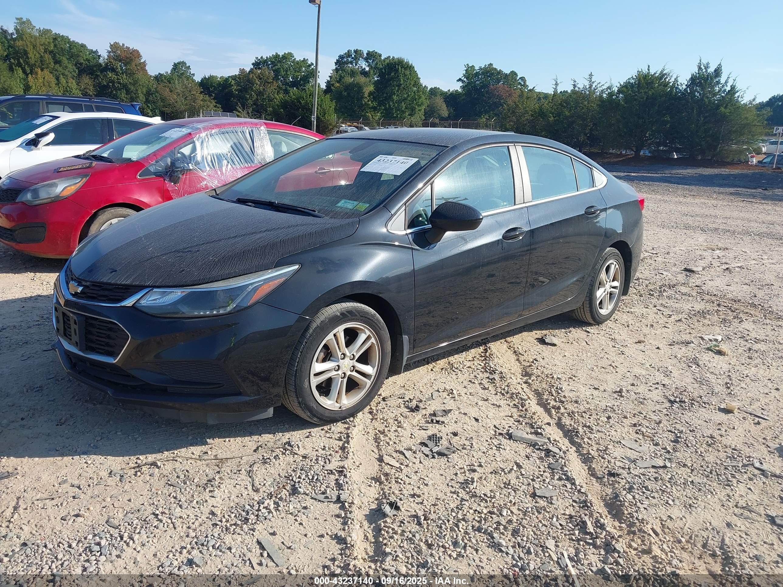 CHEVROLET CRUZE image 2