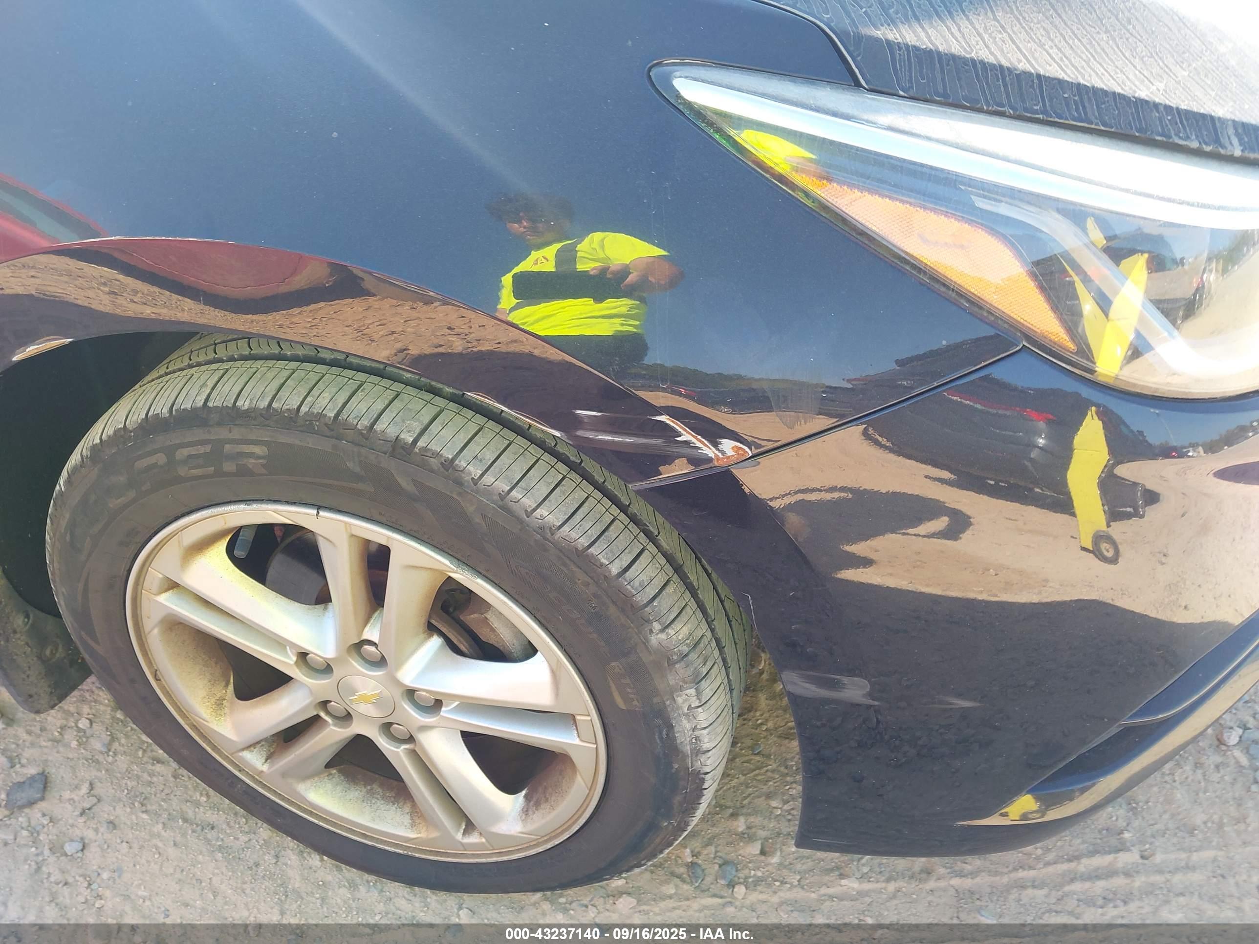 CHEVROLET CRUZE image 6