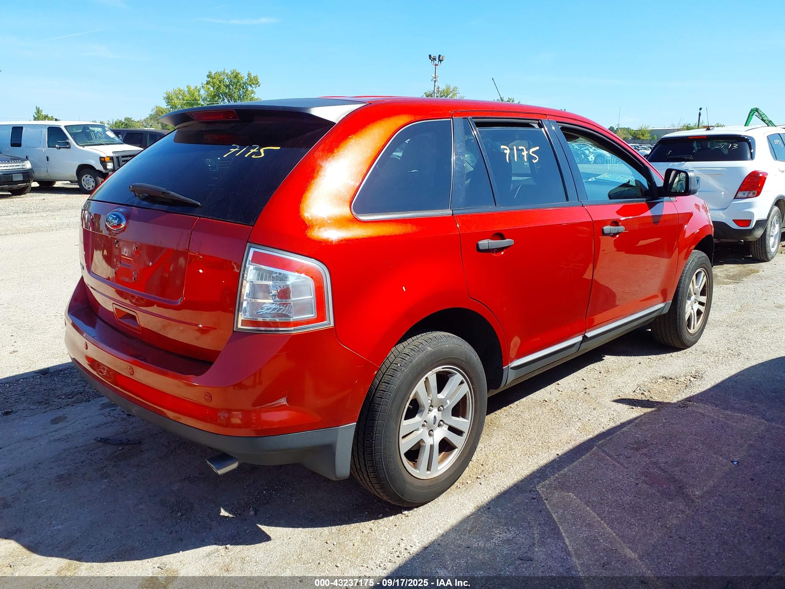 FORD EDGE image 4