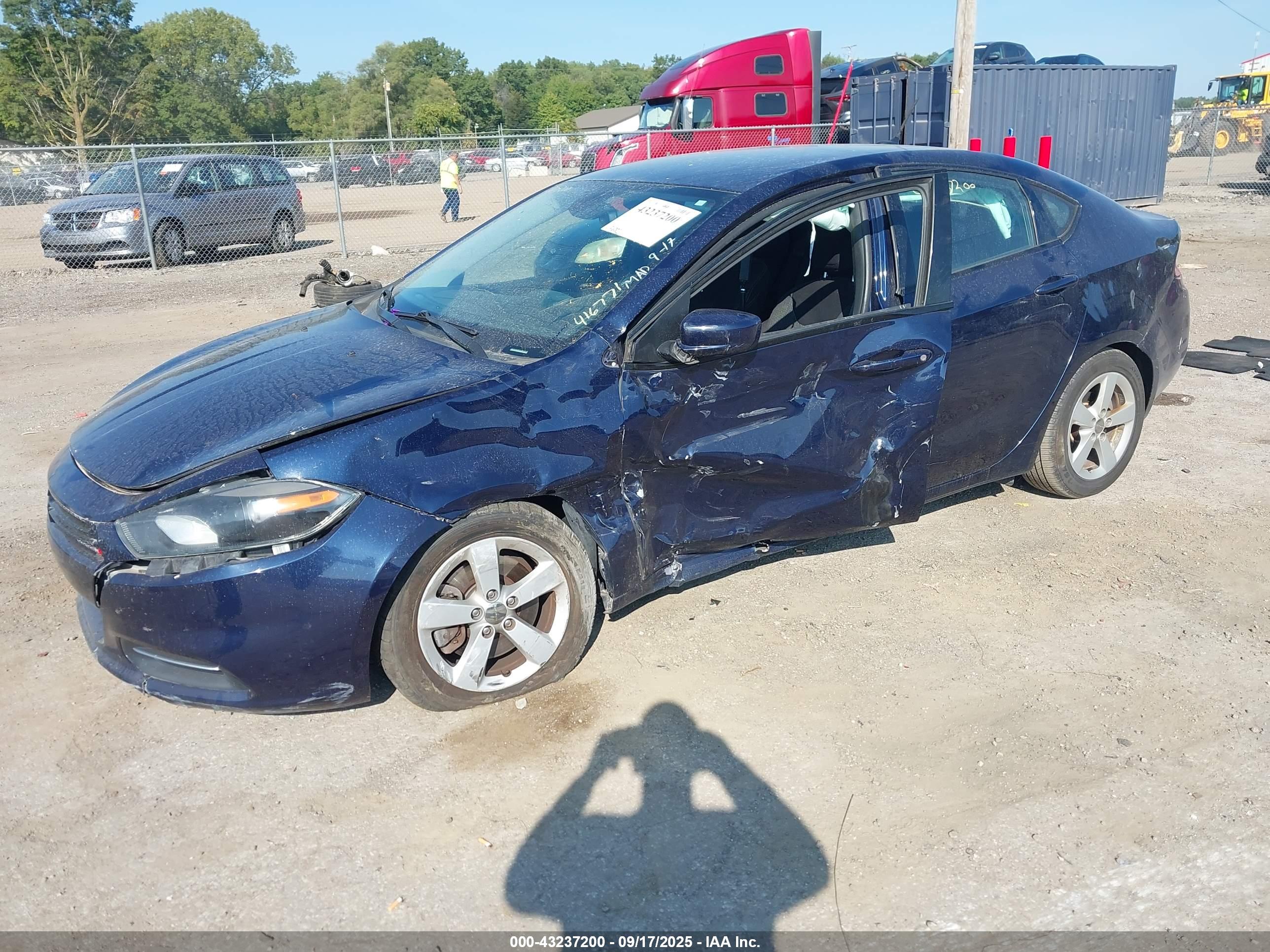 DODGE DART image 2