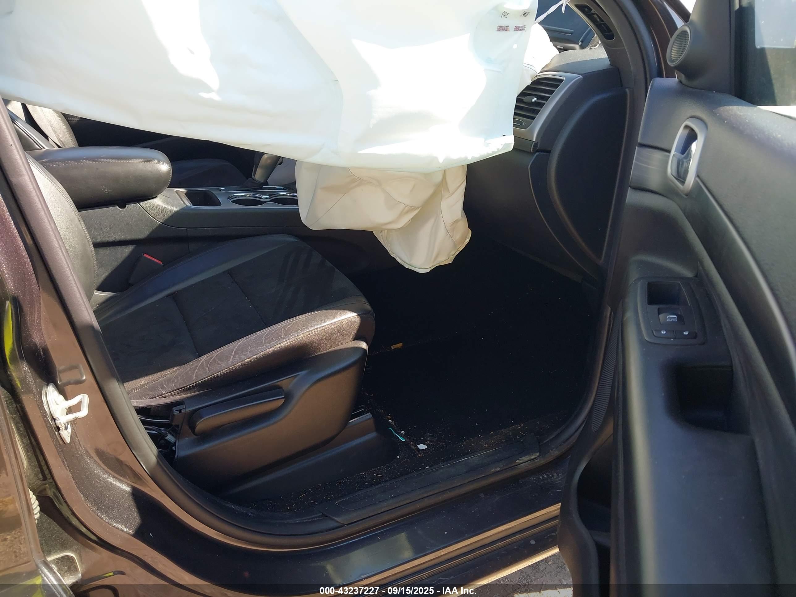 JEEP GRAND image 5