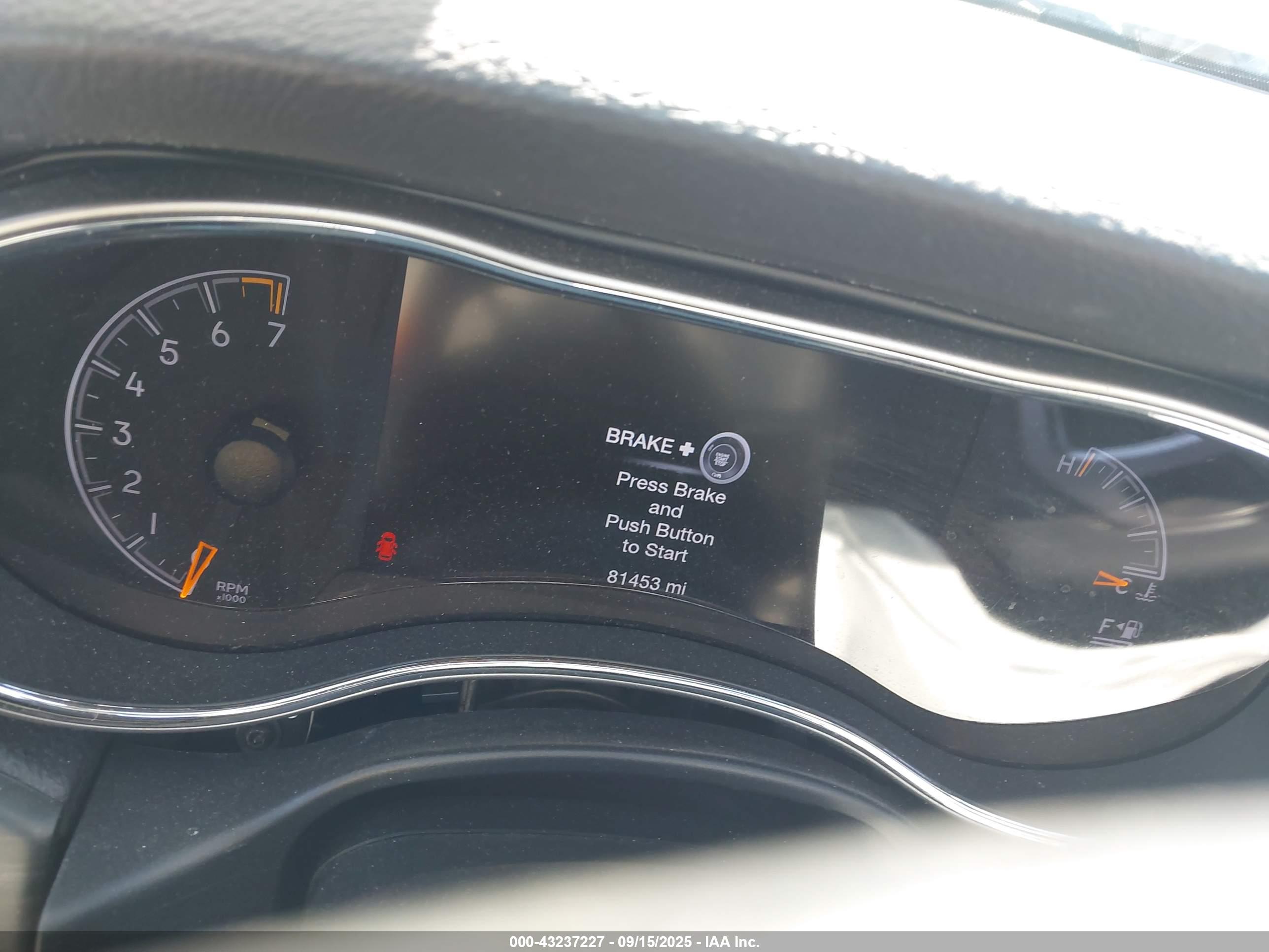 JEEP GRAND image 7