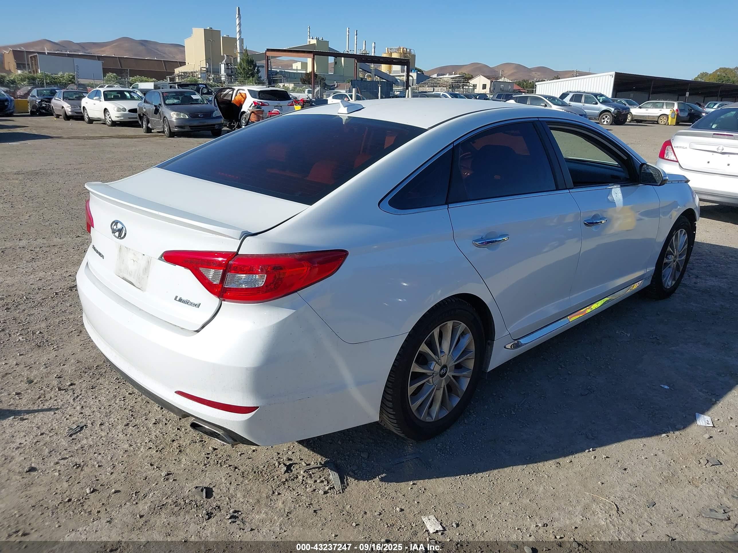 HYUNDAI SONATA image 4