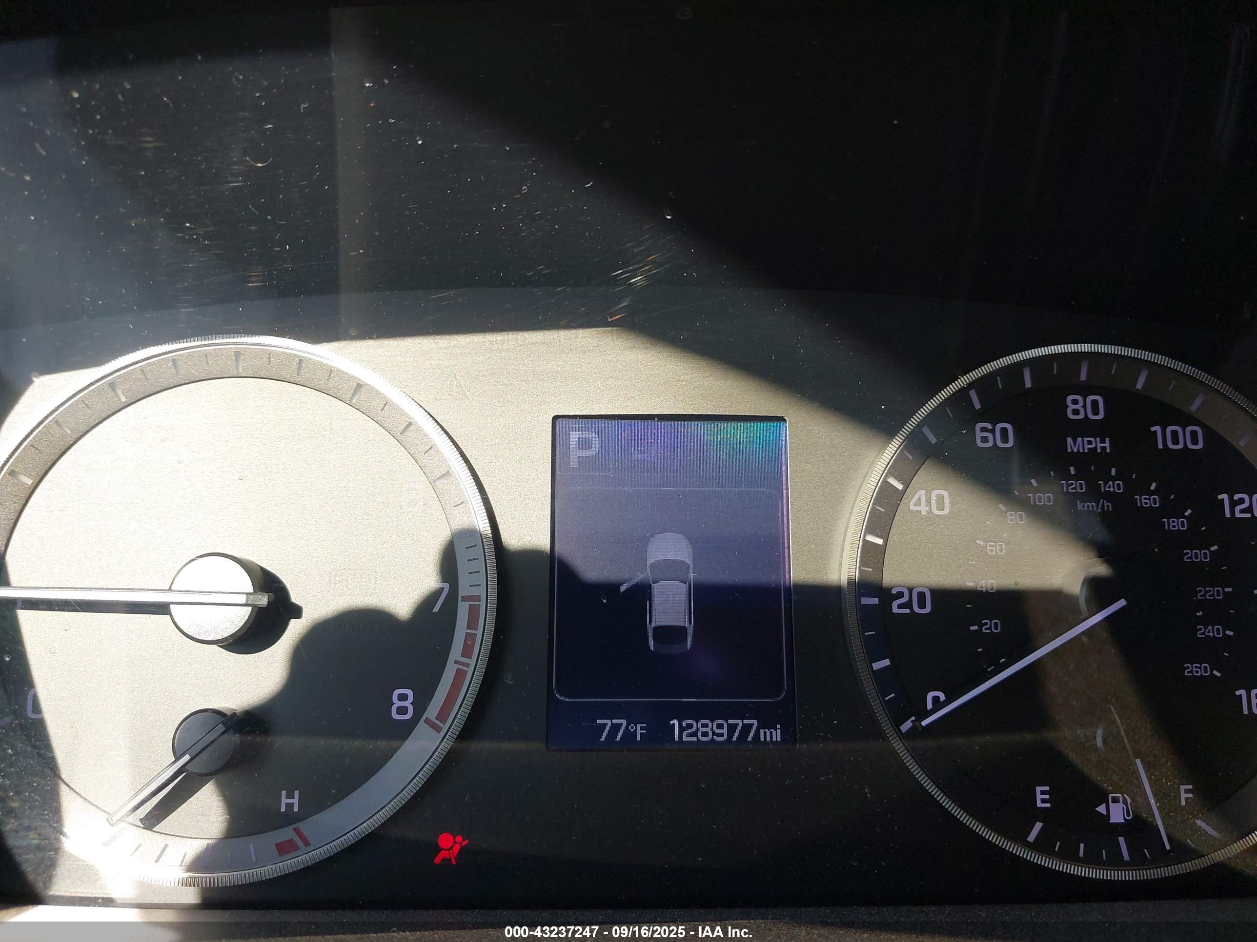 HYUNDAI SONATA image 7
