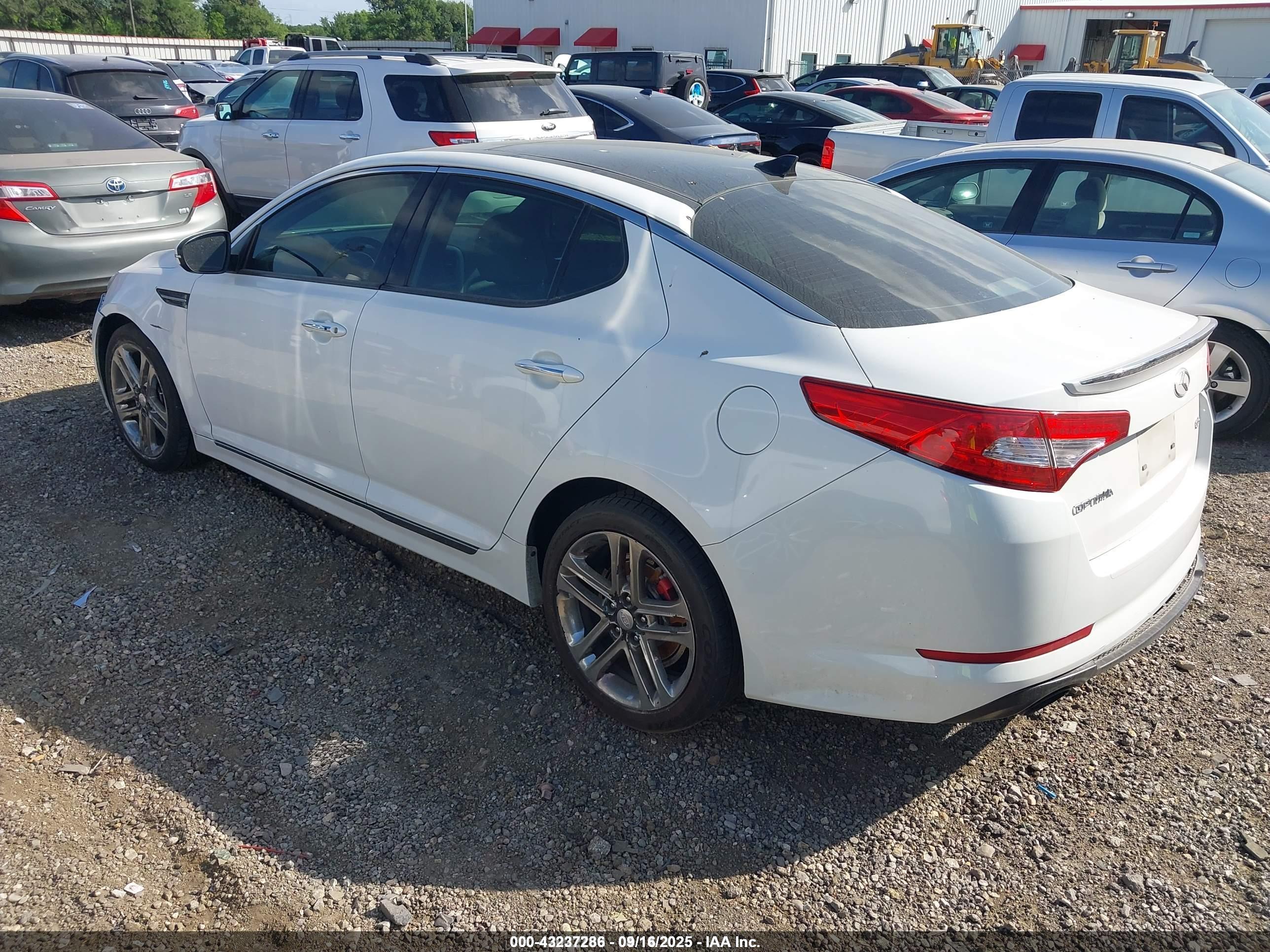 KIA OPTIMA image 3