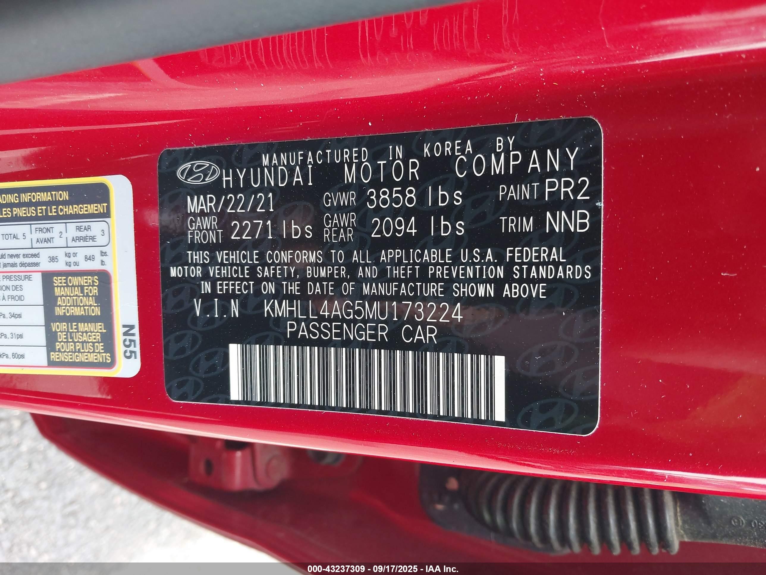 HYUNDAI ELANTRA image 9