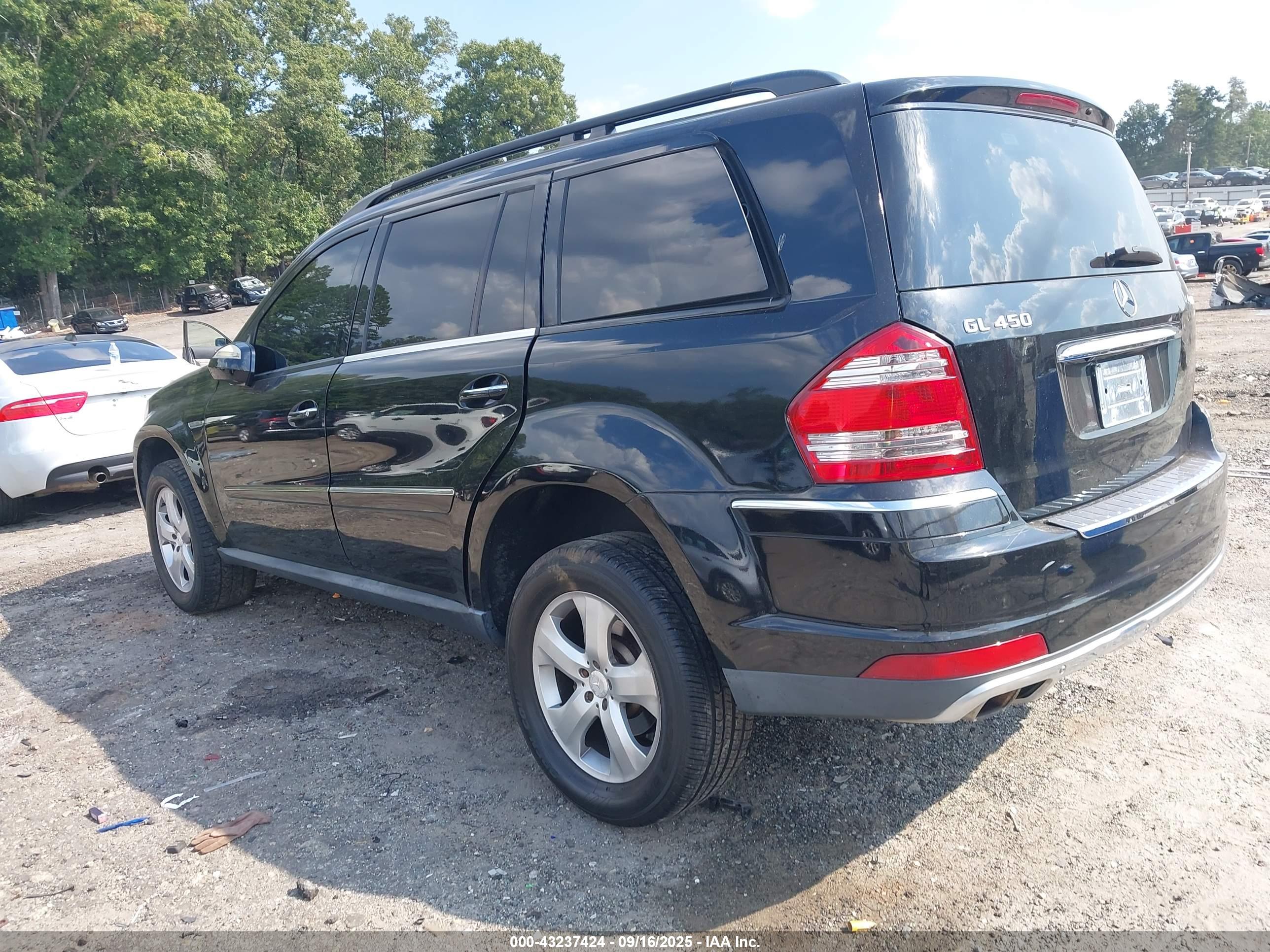 MERCEDES-BENZ GL image 3