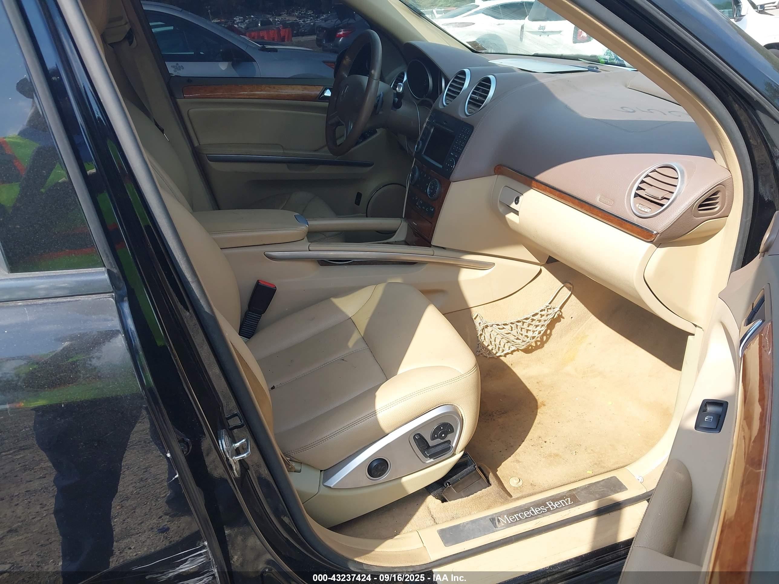MERCEDES-BENZ GL image 5