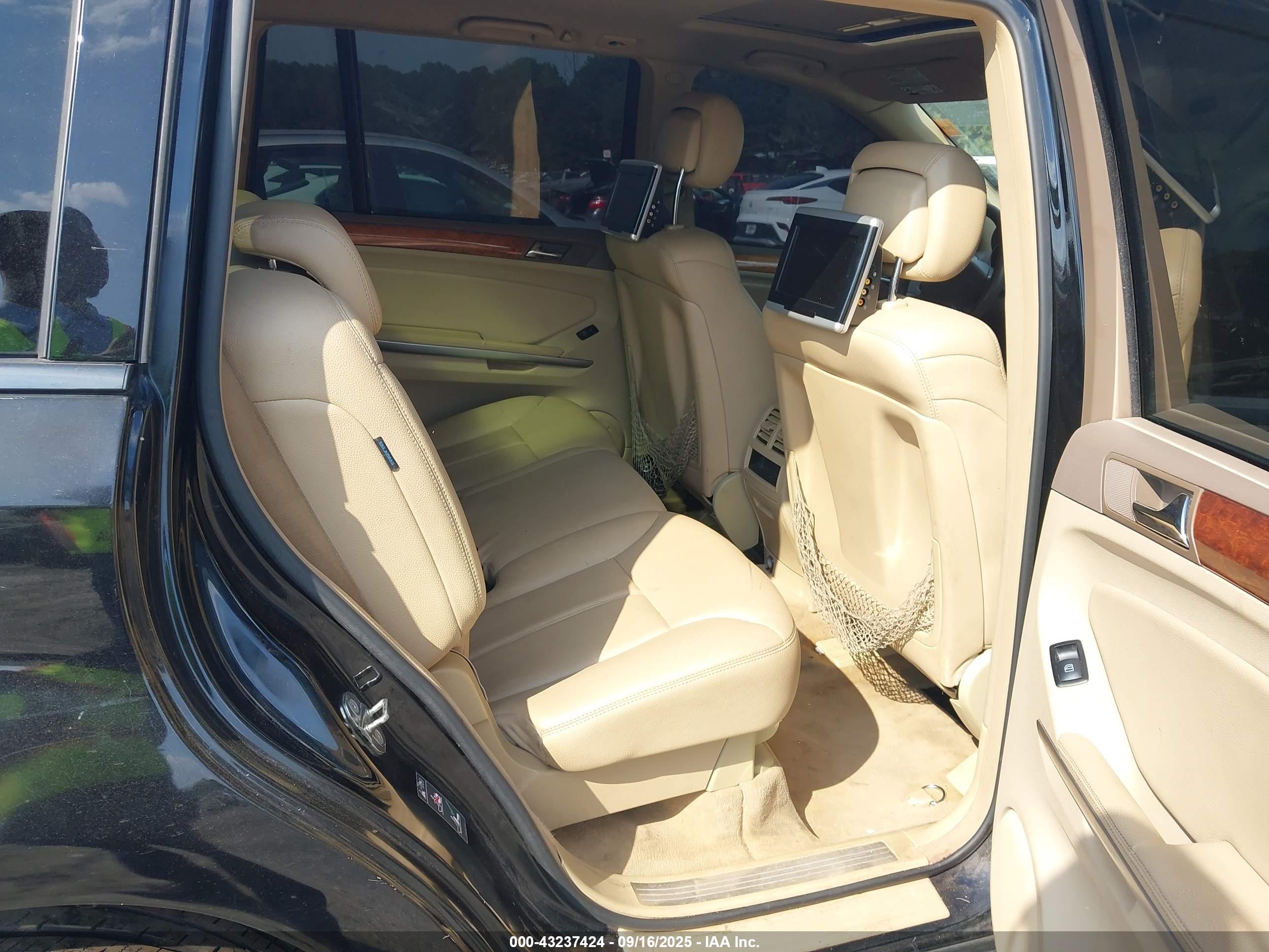 MERCEDES-BENZ GL image 8