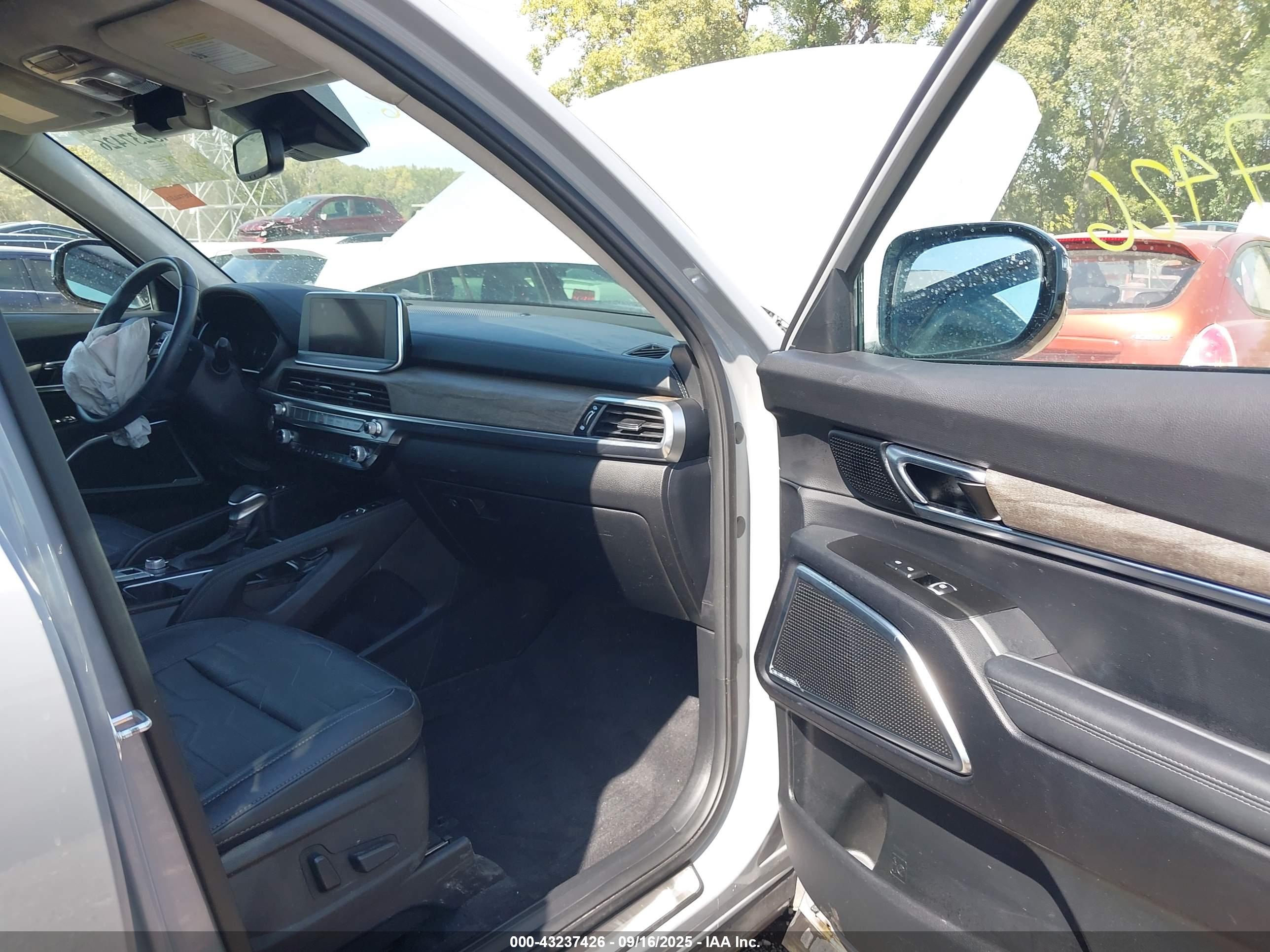 KIA TELLURIDE image 5