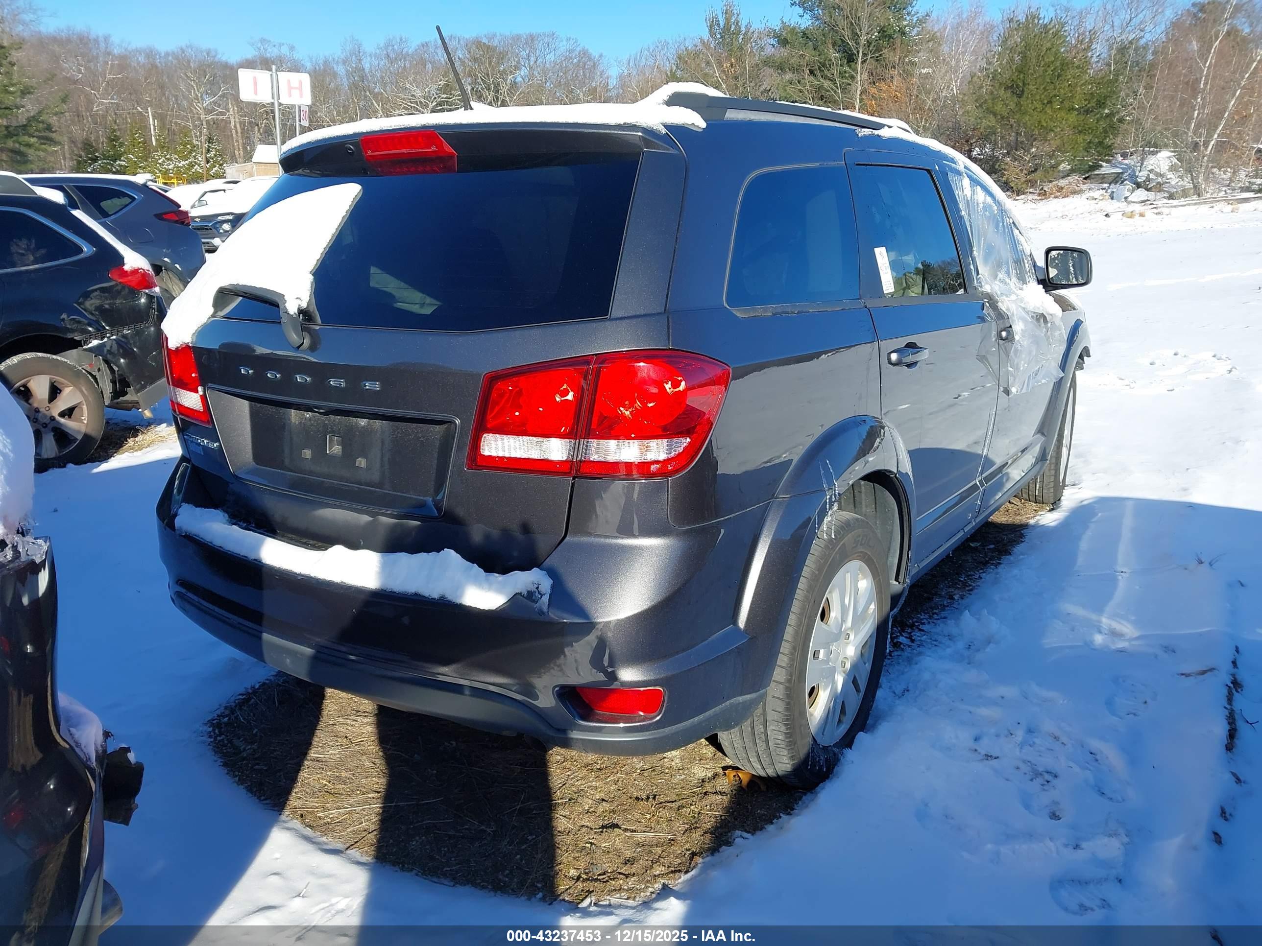 DODGE JOURNEY image 4
