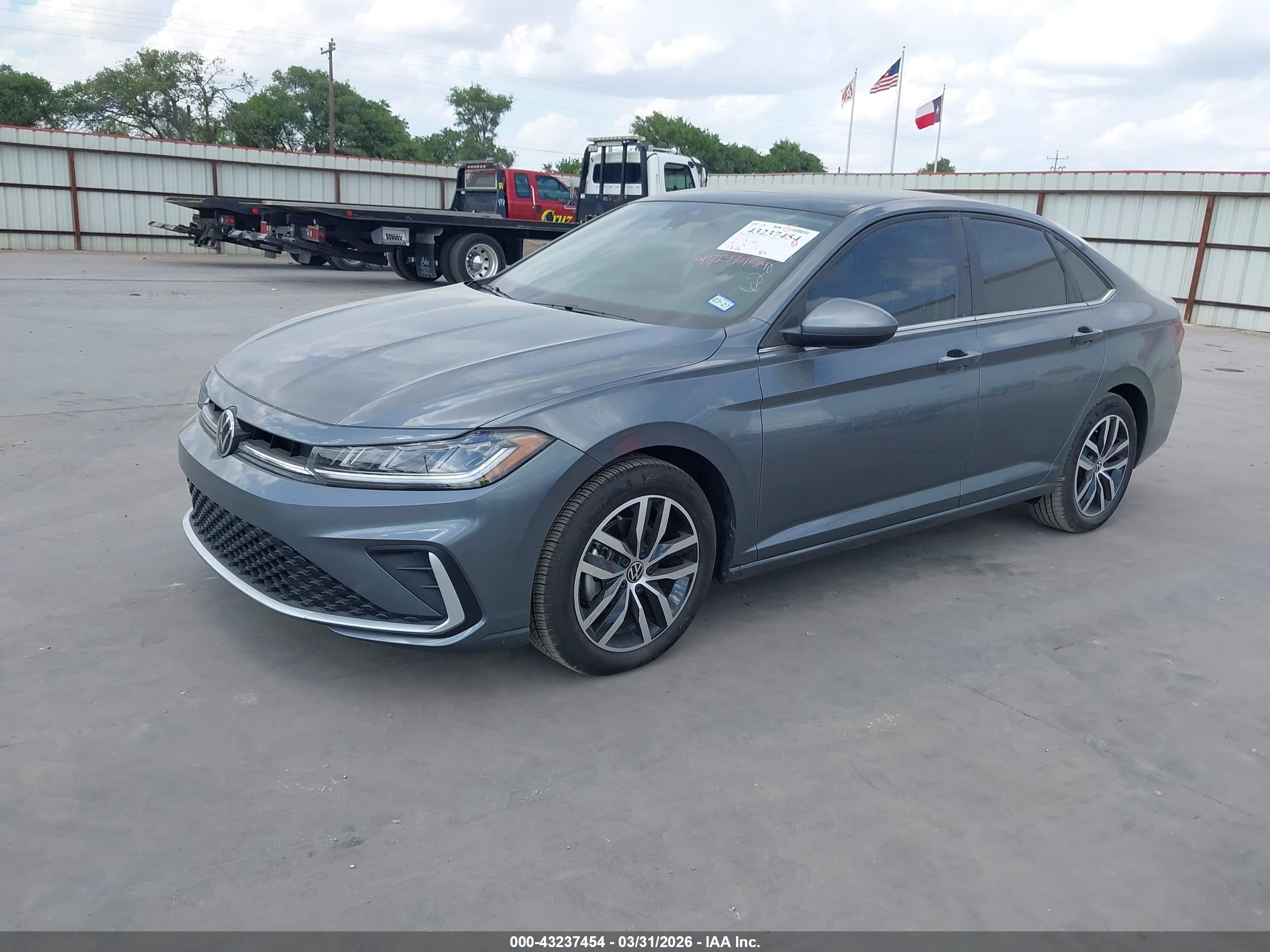 VOLKSWAGEN JETTA image 2