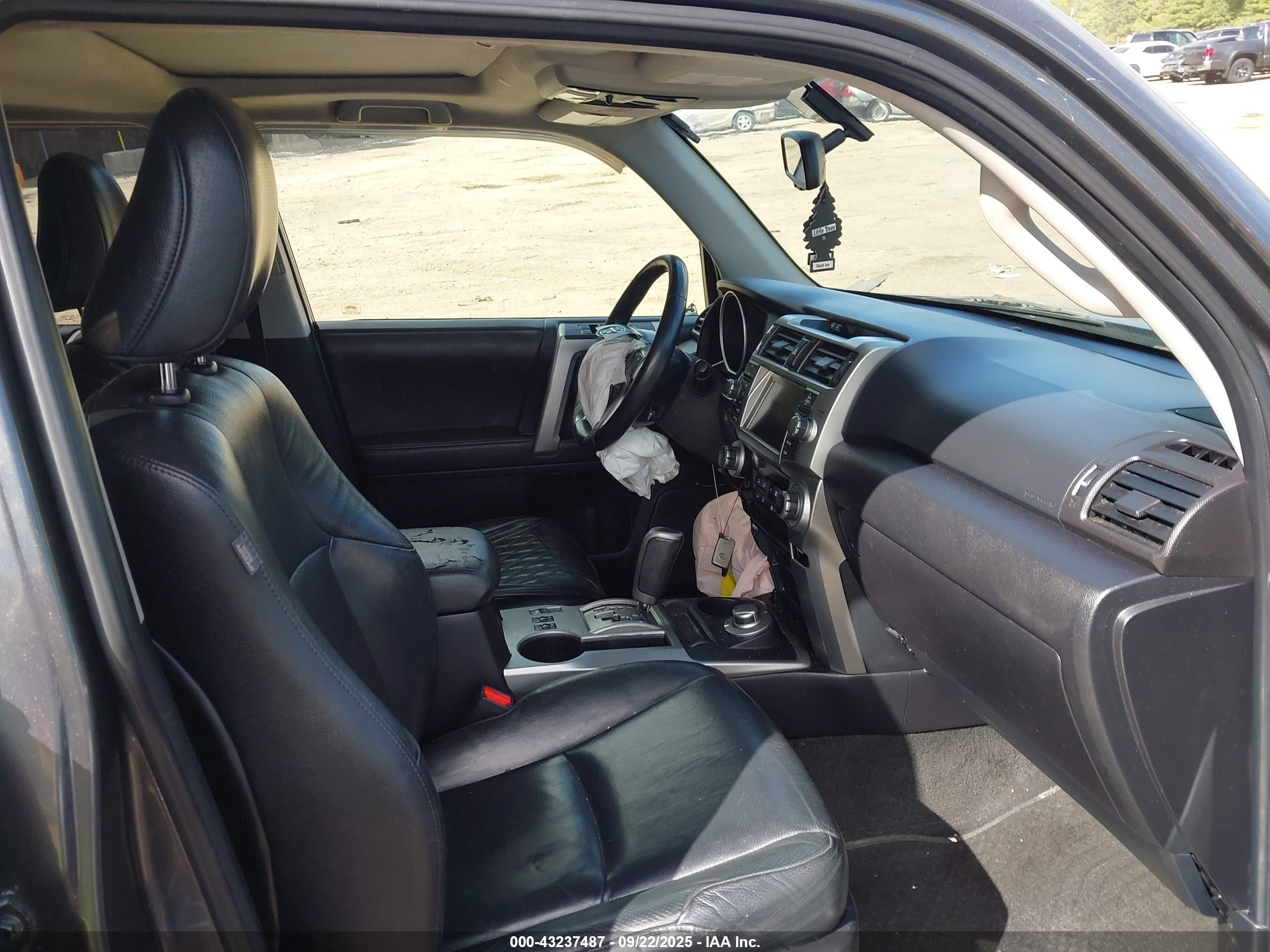 TOYOTA 4RUNNER image 5