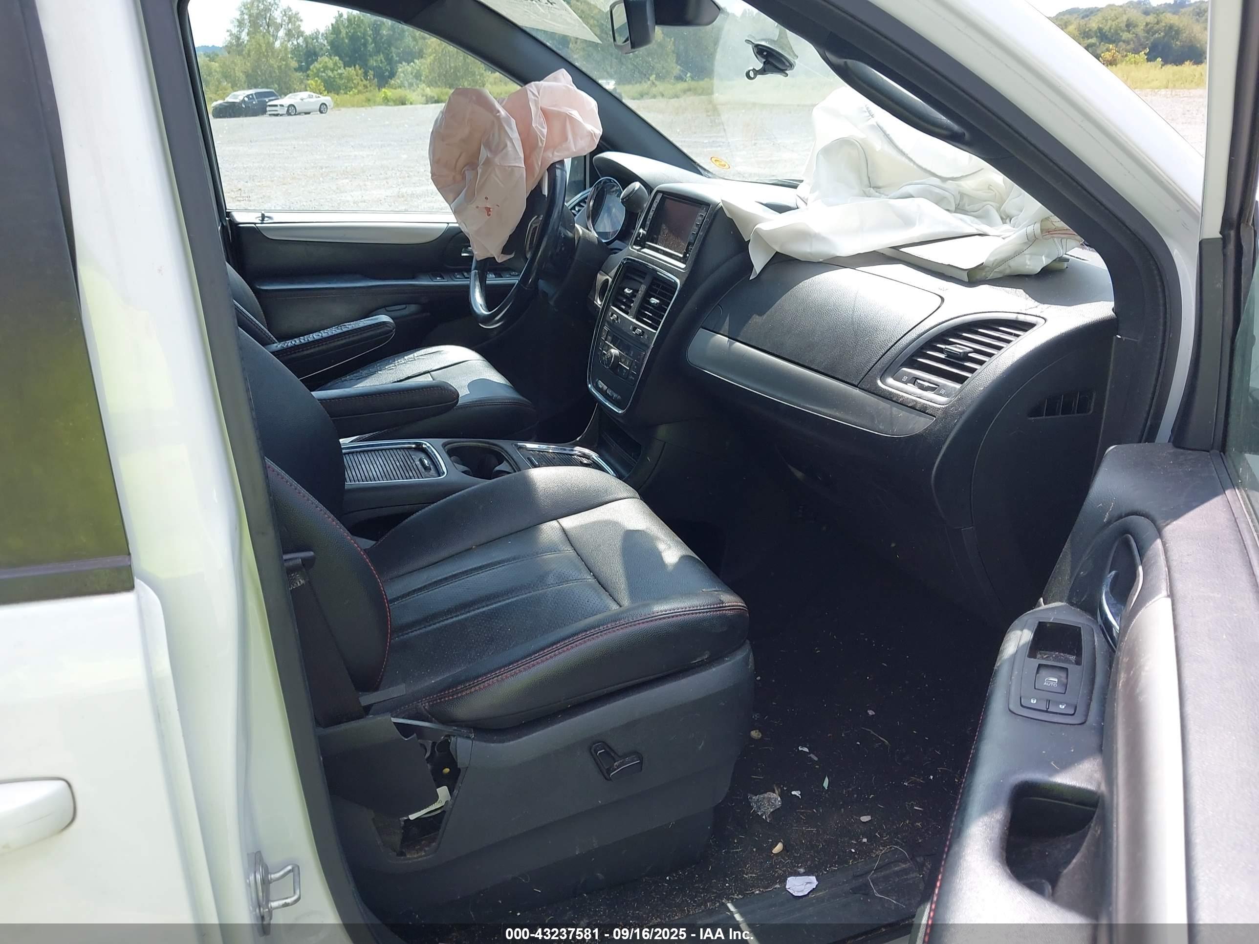 DODGE GRAND image 5