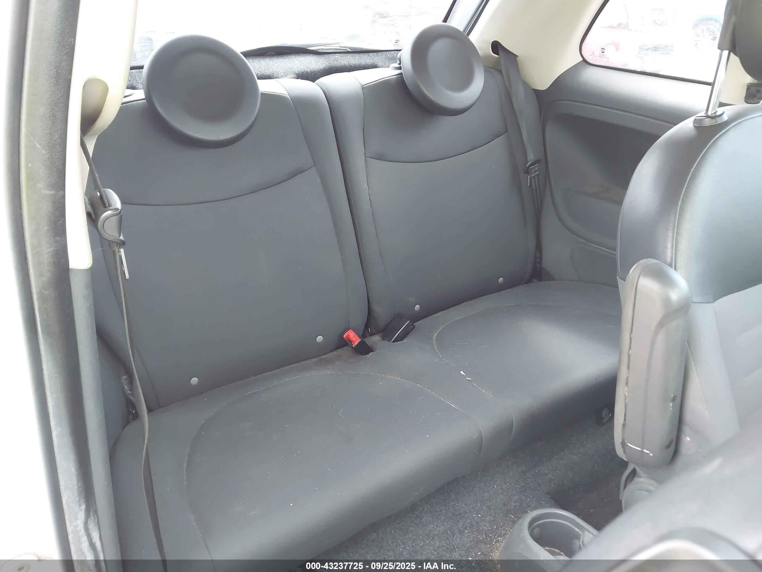FIAT 500 image 8