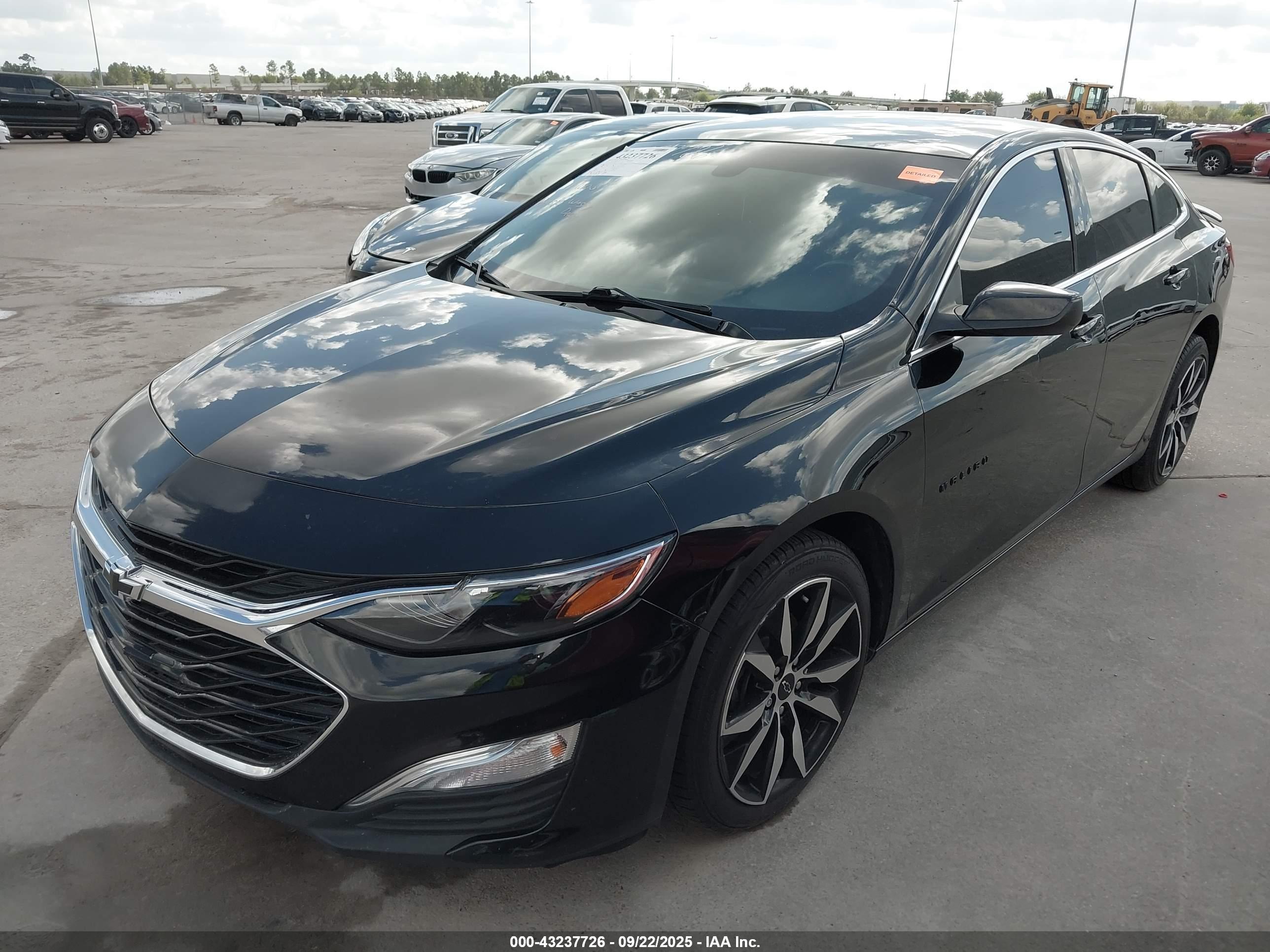 CHEVROLET MALIBU image 2