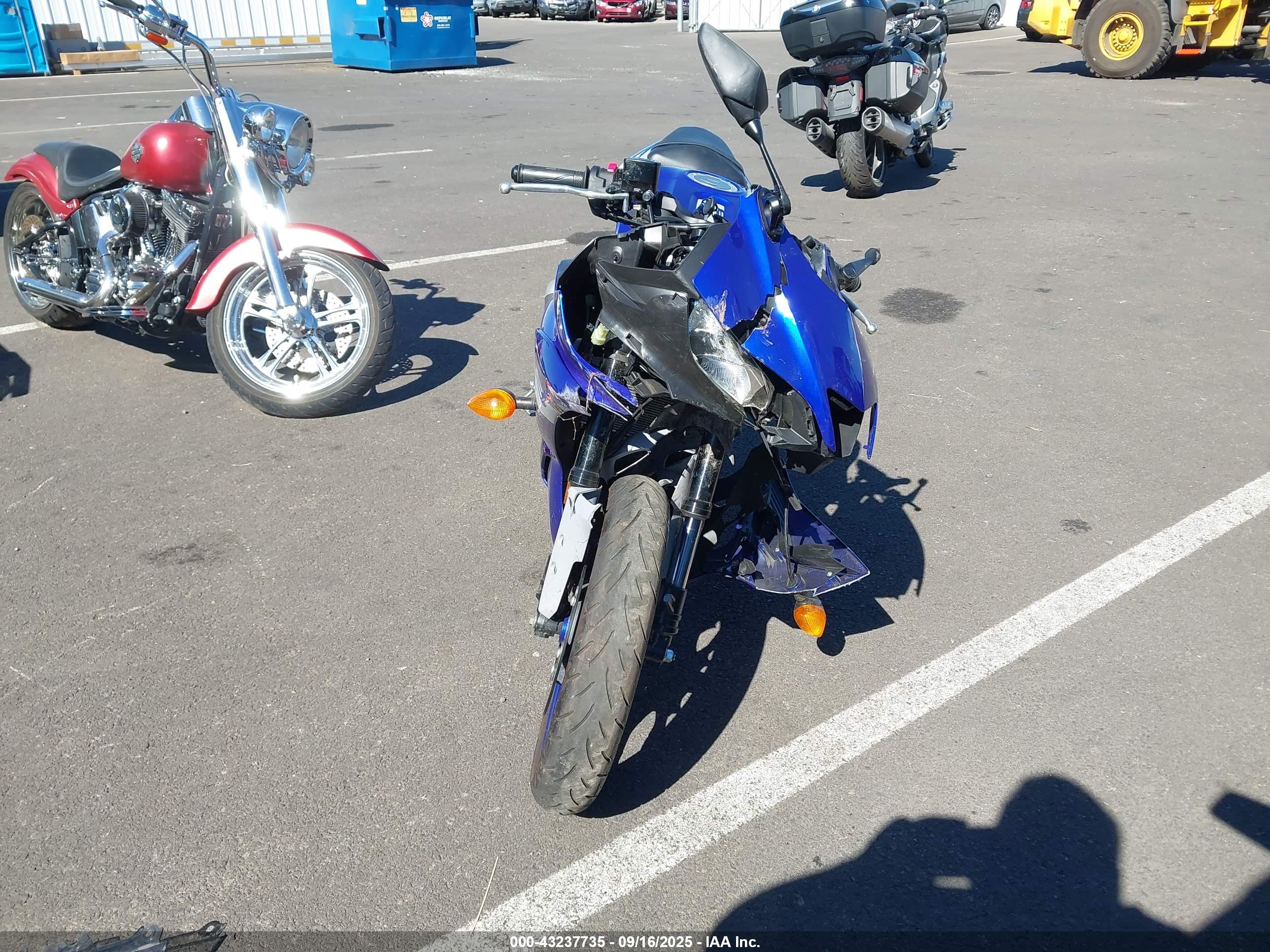 YAMAHA YZFR3 image 5
