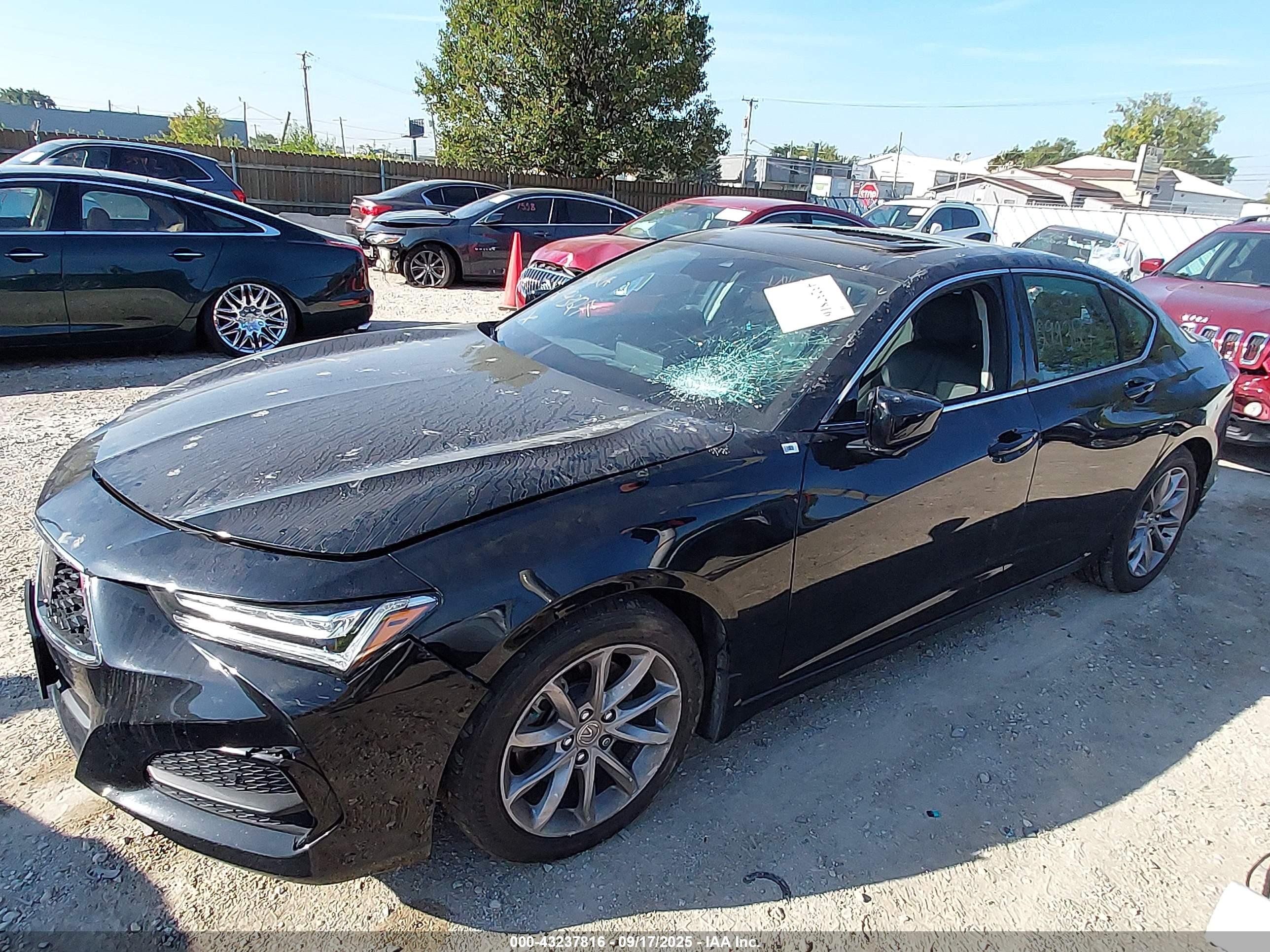ACURA TLX image 2