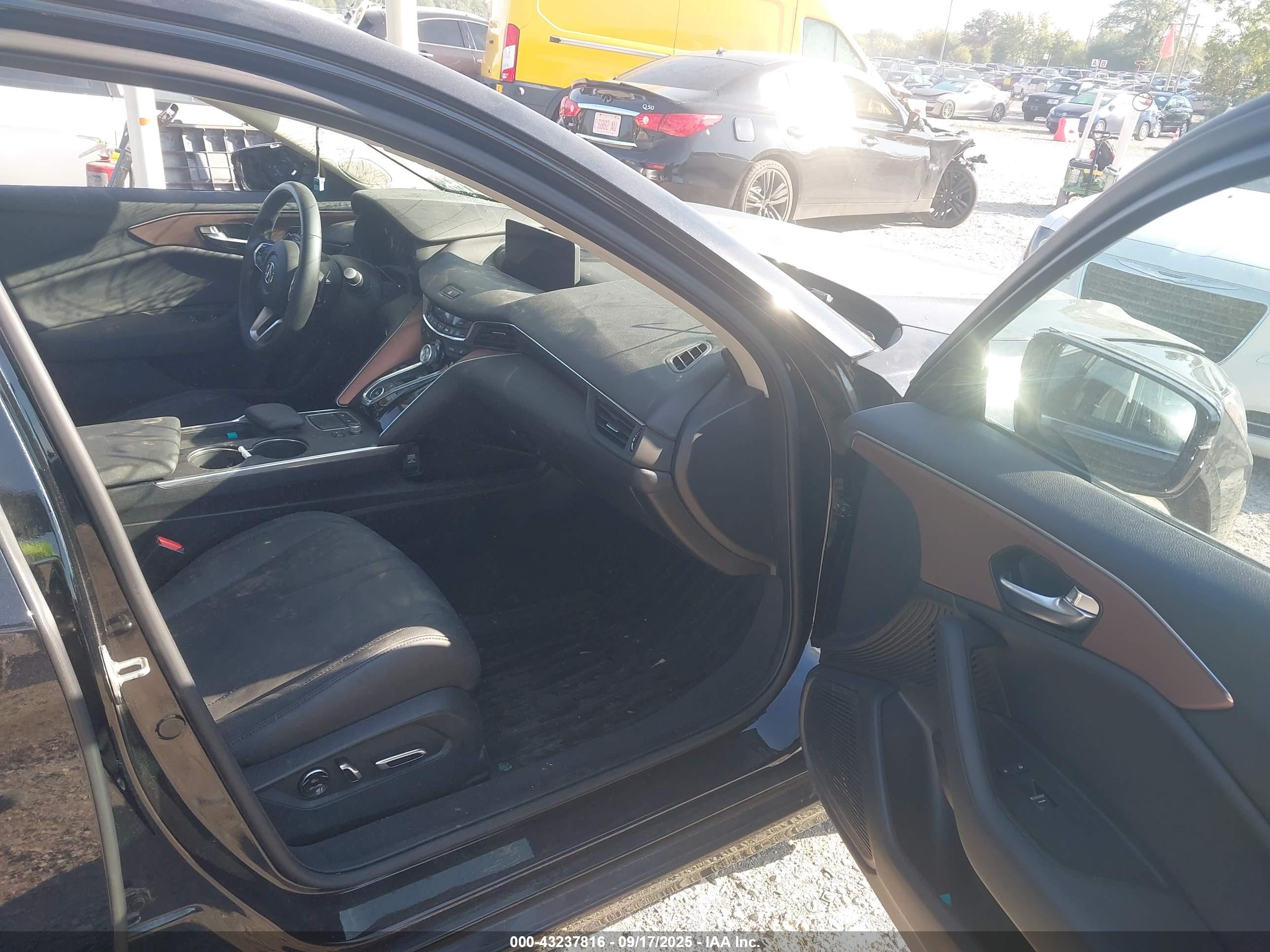 ACURA TLX image 5