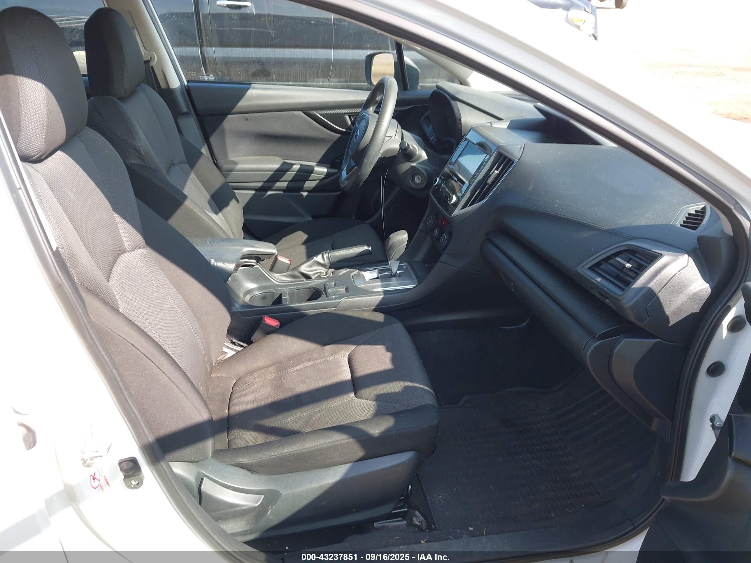 SUBARU IMPREZA image 5