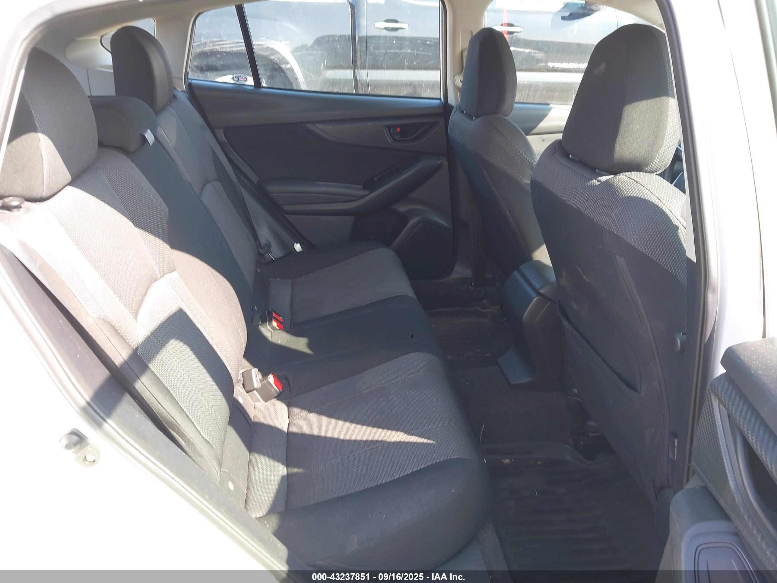 SUBARU IMPREZA image 8