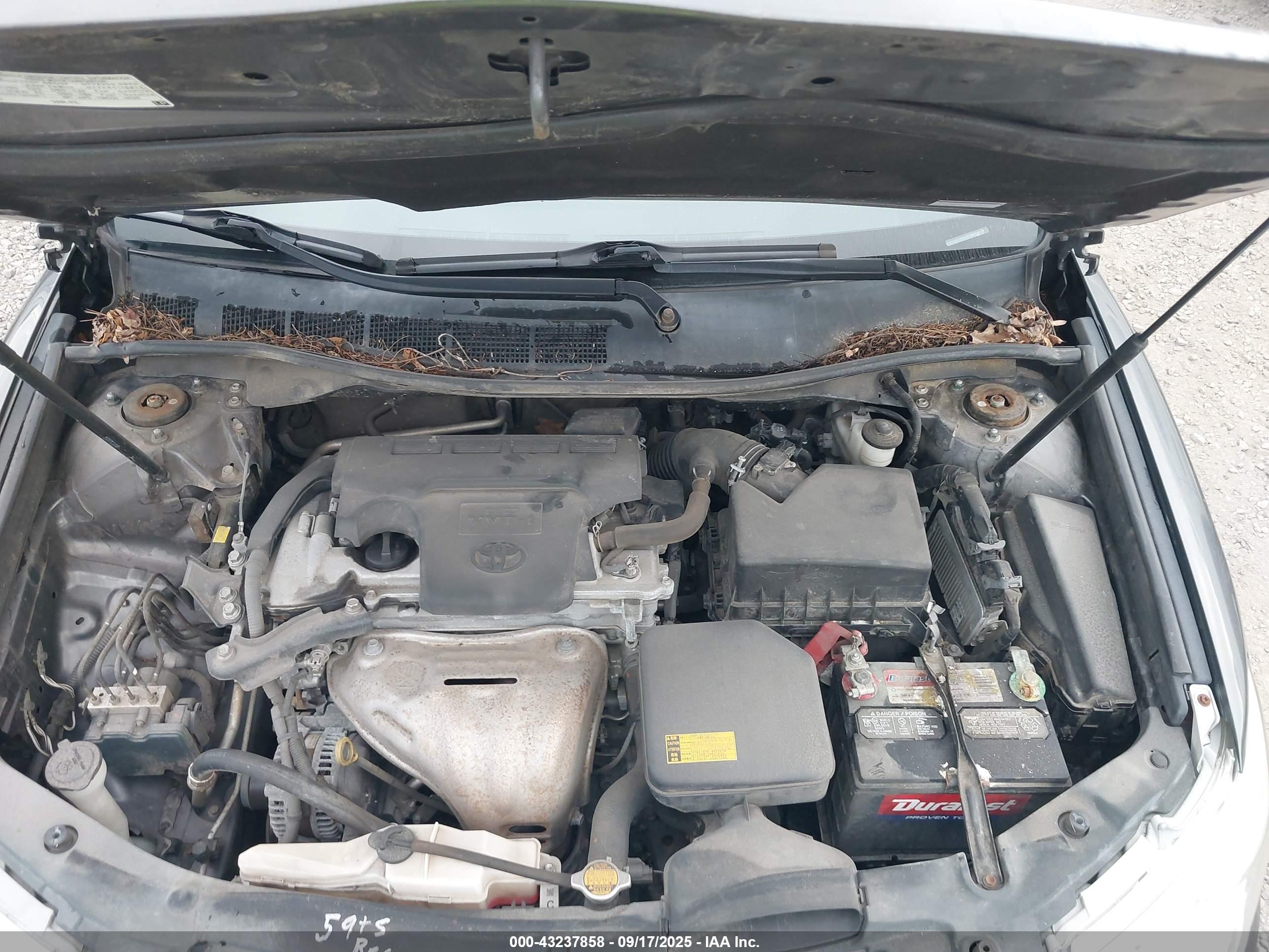 TOYOTA CAMRY image 10
